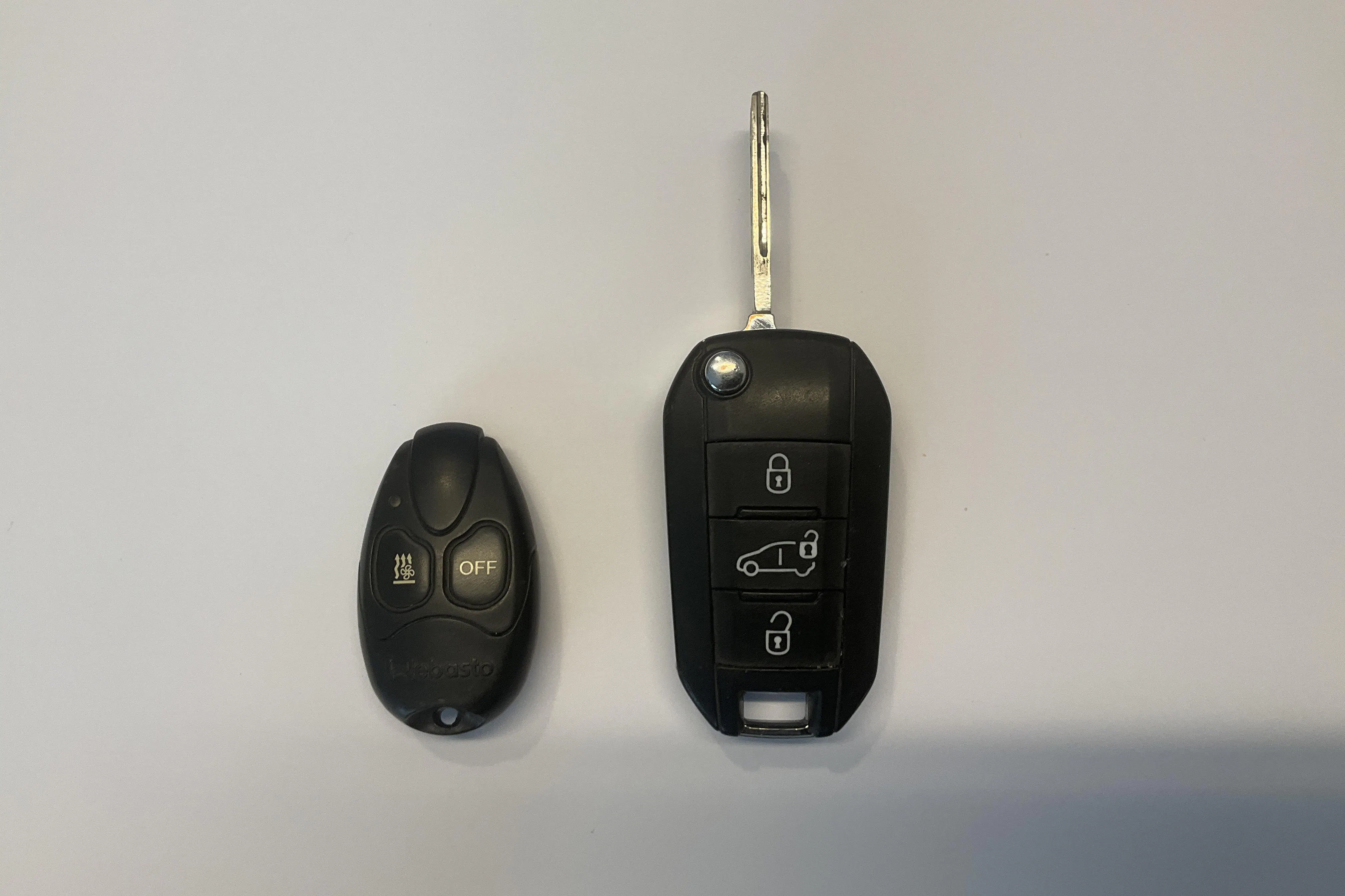 Presentationsfoto 17 av 17: Peugeot Expert BlueHDi Skåp (177hk) - 13 191 mil - Automat - grå - 2022