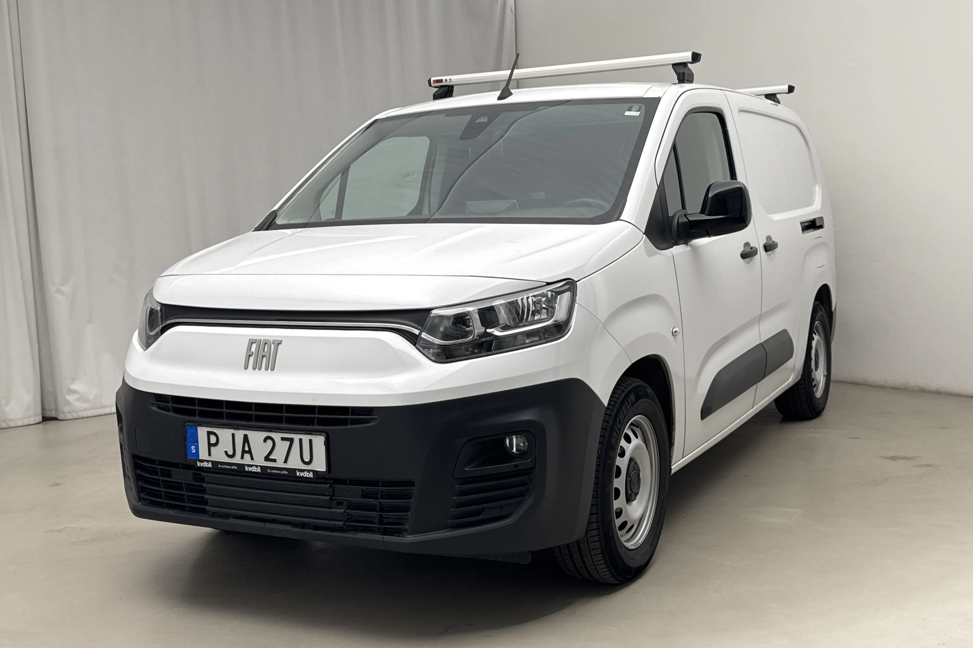 Presentationsfoto 1 av 18: Fiat E-Doblo 50kWh (136hk) - 5 812 mil - Automat - vit - 2023