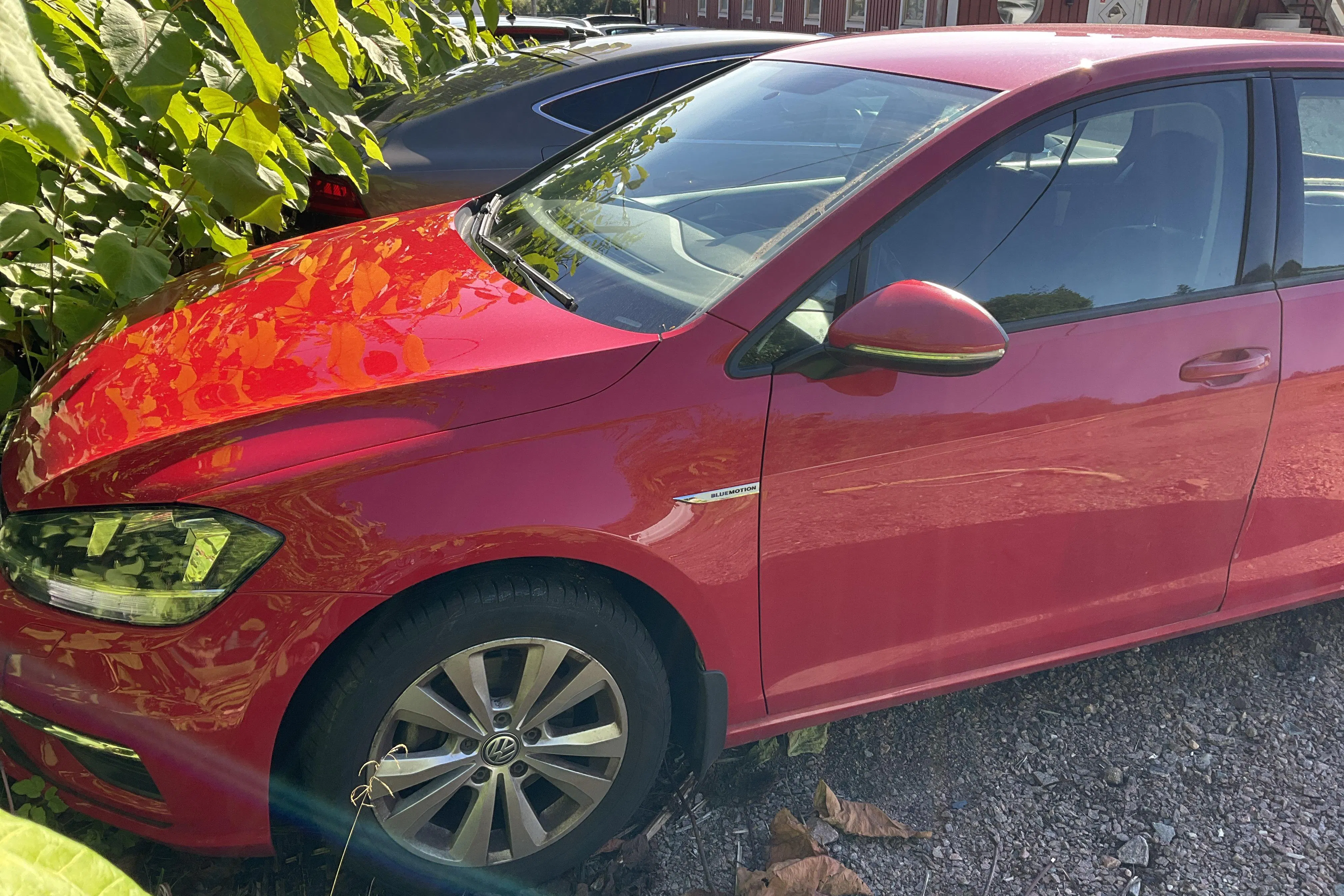 Presentation photo 1 of 14: VW Golf VII 1.4 TGI 5dr (110hk) - 123 110 km - Automatic - red - 2018
