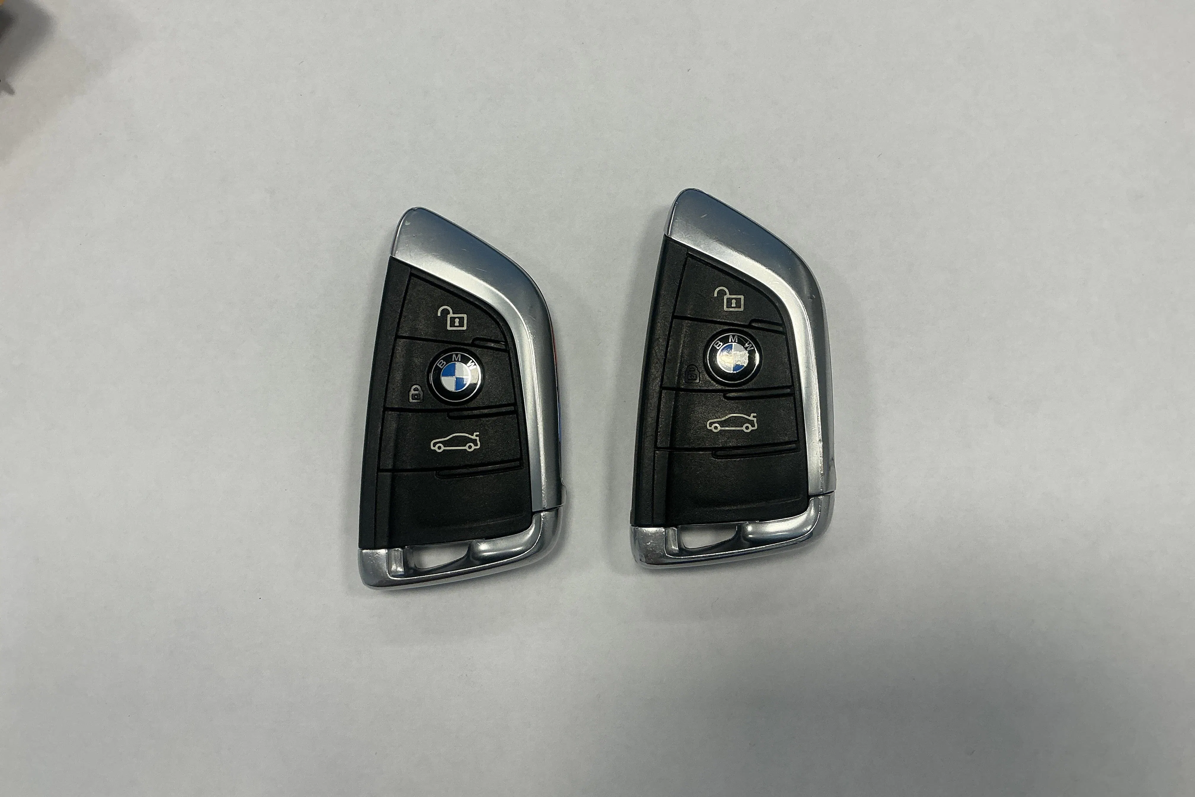 Presentationsfoto 17 av 17: BMW X5 xDrive40e, F15 (313hk) - 13 596 mil - Automat - silver - 2018
