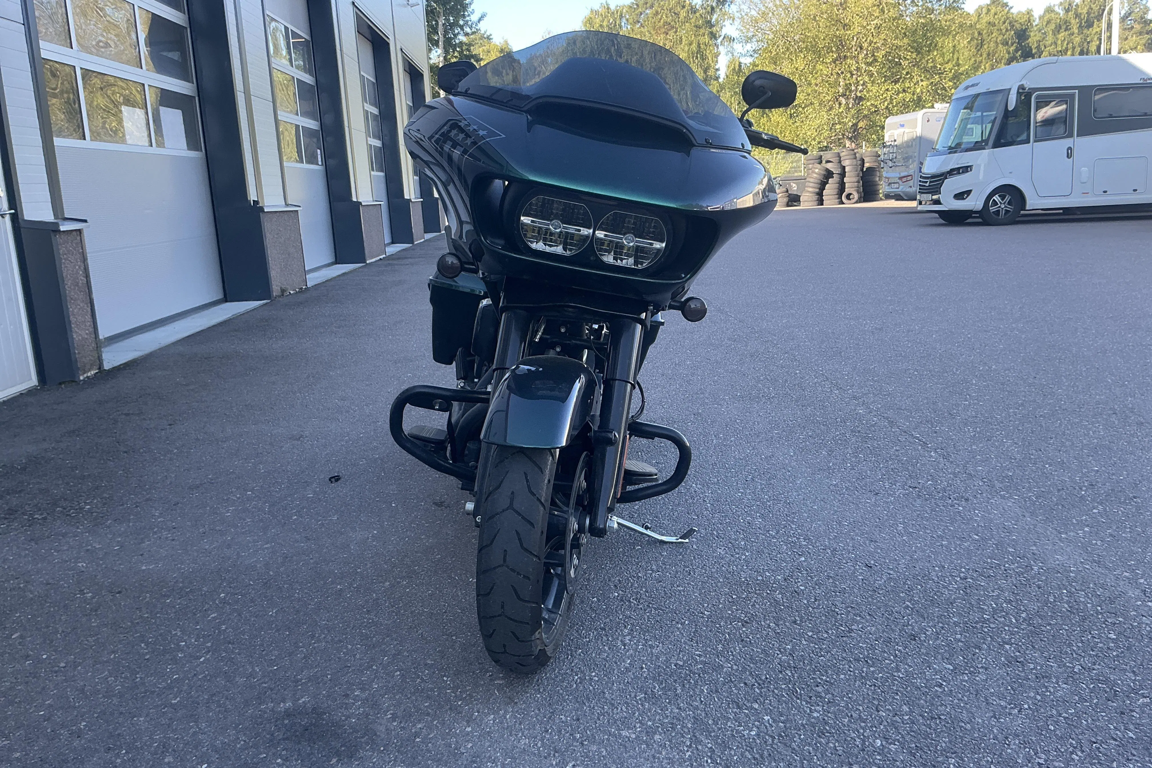 Presentation photo 2 of 12: HARLEY-DAVIDSON Road Glide Special Motorcykel - 28 780 km - Manual - green - 2021