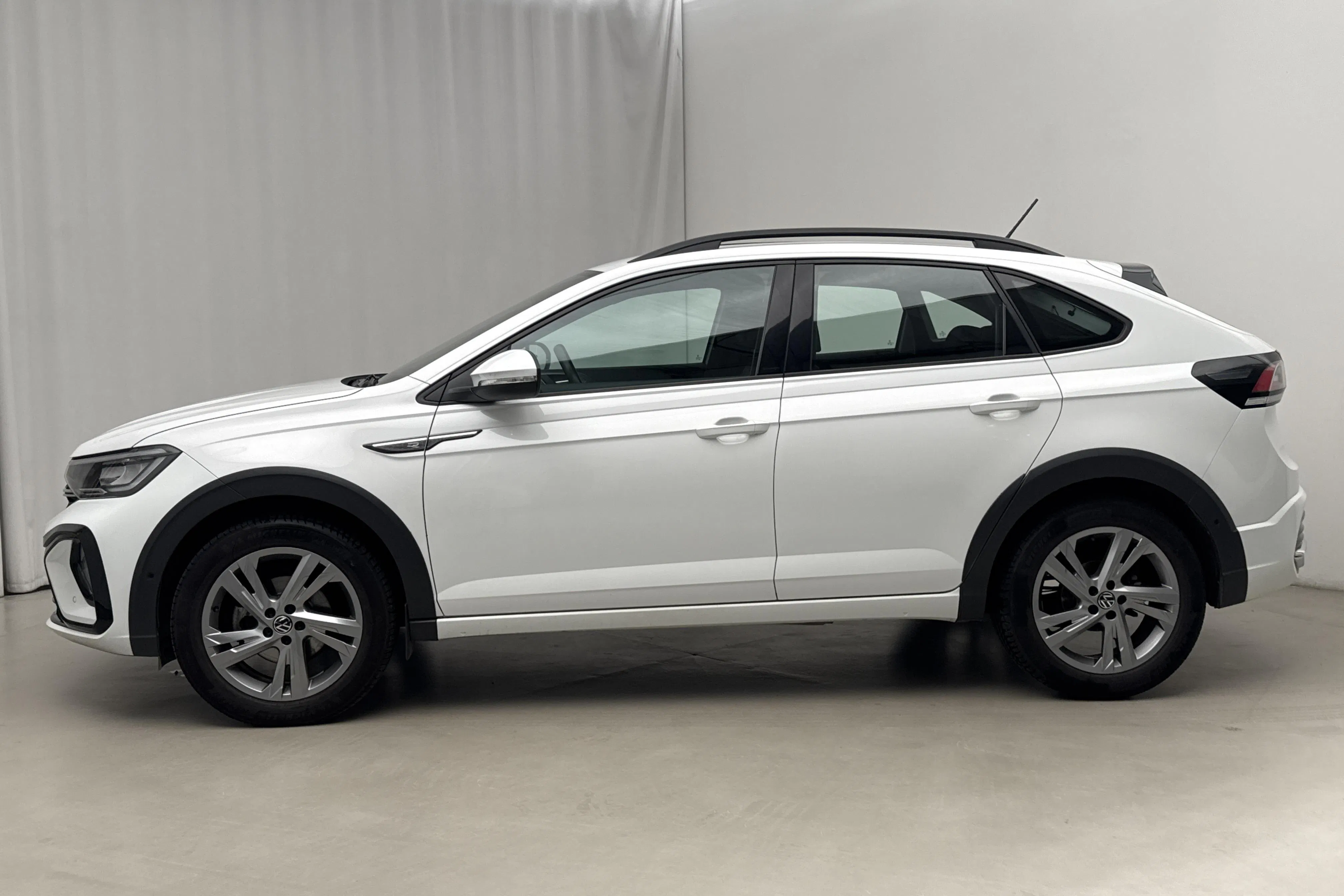 Presentationsfoto 2 av 18: VW Taigo 1.0 TSI (110hk) - 5 885 mil - Automat - vit - 2023