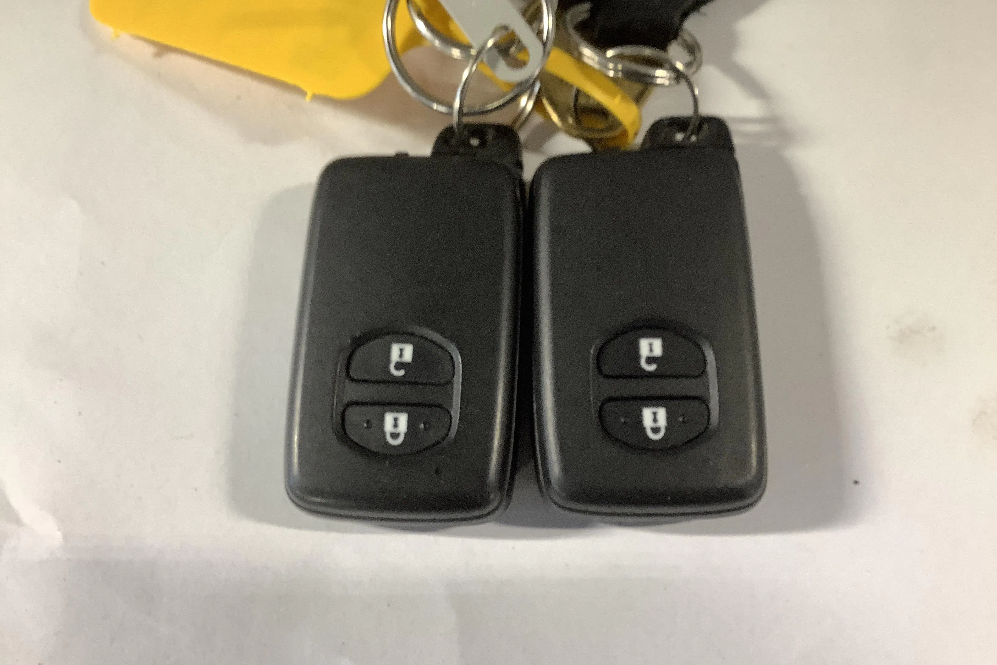 Presentation photo 15 of 15: Toyota Yaris 1.33 5dr (100hk) - 95 720 km - Manual - red - 2014