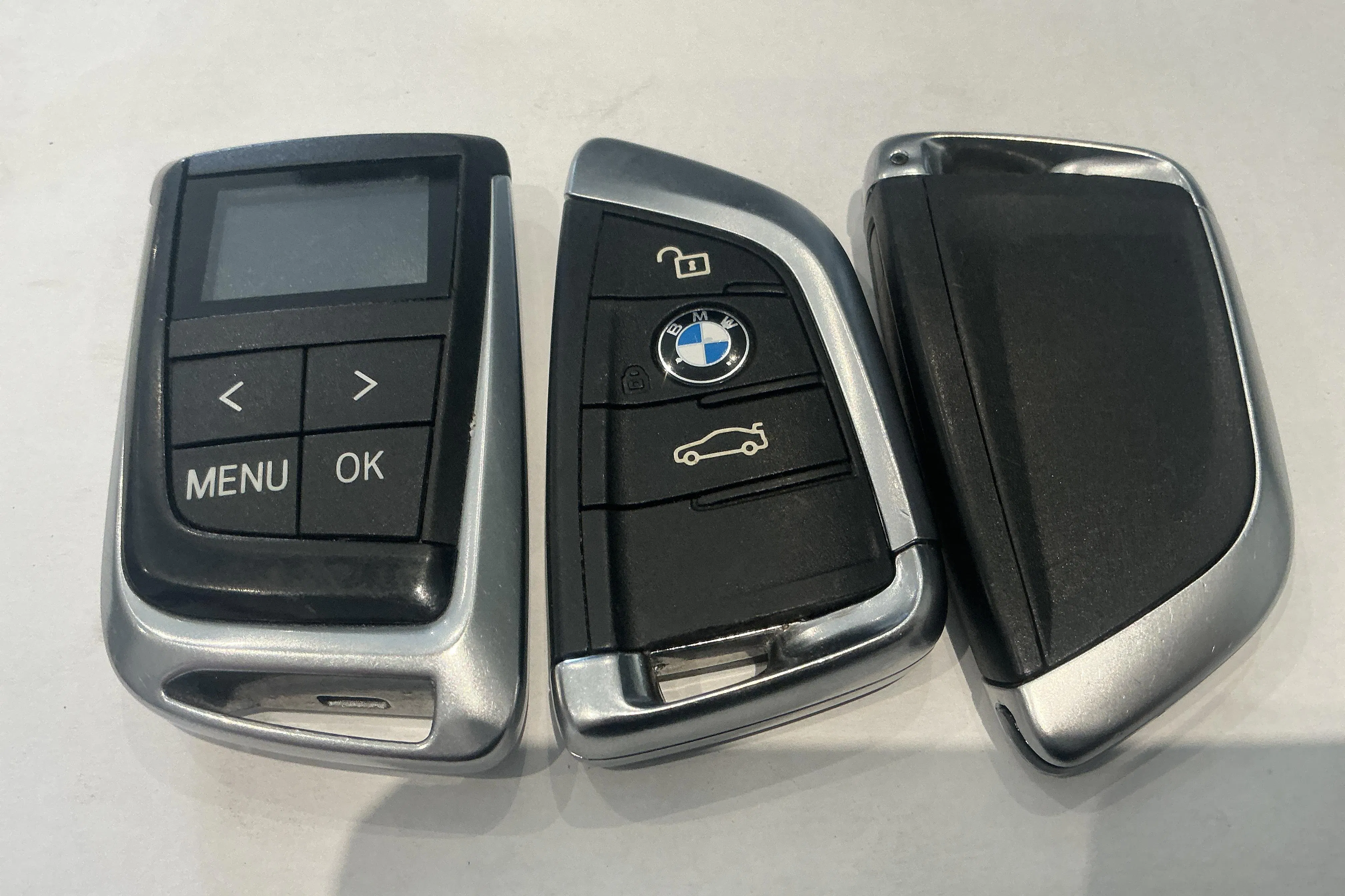 Presentationsfoto 18 av 18: BMW X5 M50d, F15 (381hk) - 13 466 mil - Automat - vit - 2017