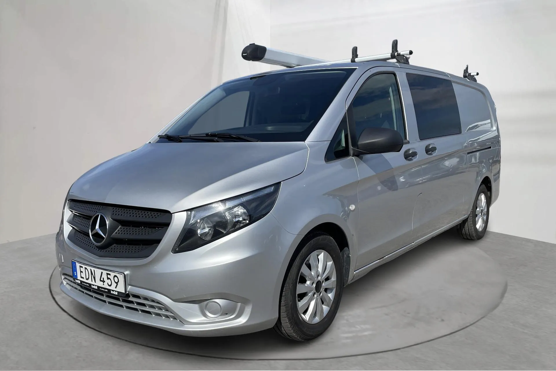 Presentationsfoto 1 av 18: Mercedes Vito 116 CDI W640 (163hk) - 20 804 mil - Automat - silver - 2018