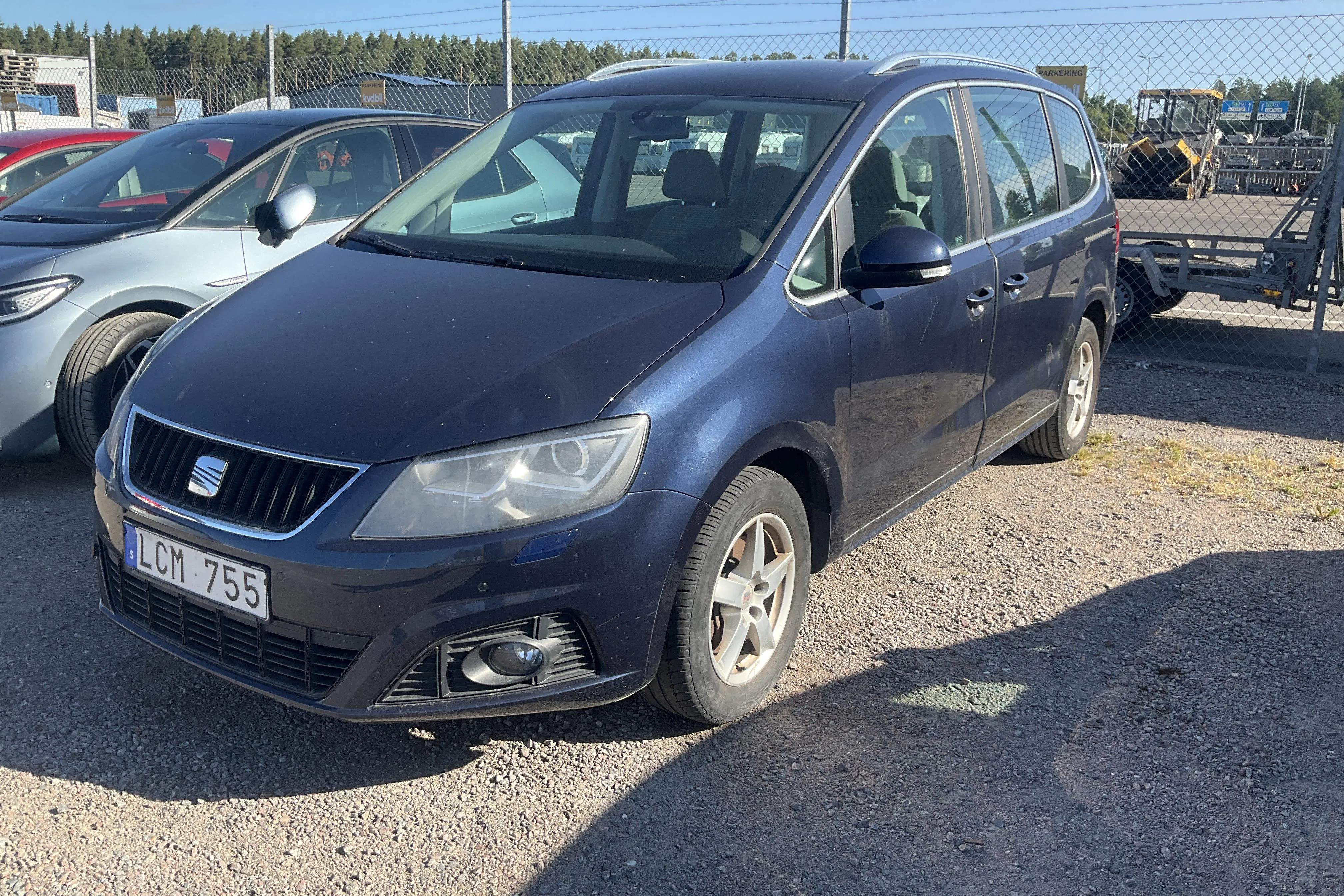 Presentationsfoto 1 av 13: Seat Alhambra 2.0 CR Ecomotive (140hk) - 20 151 mil - Automat - Mörkblå - 2011