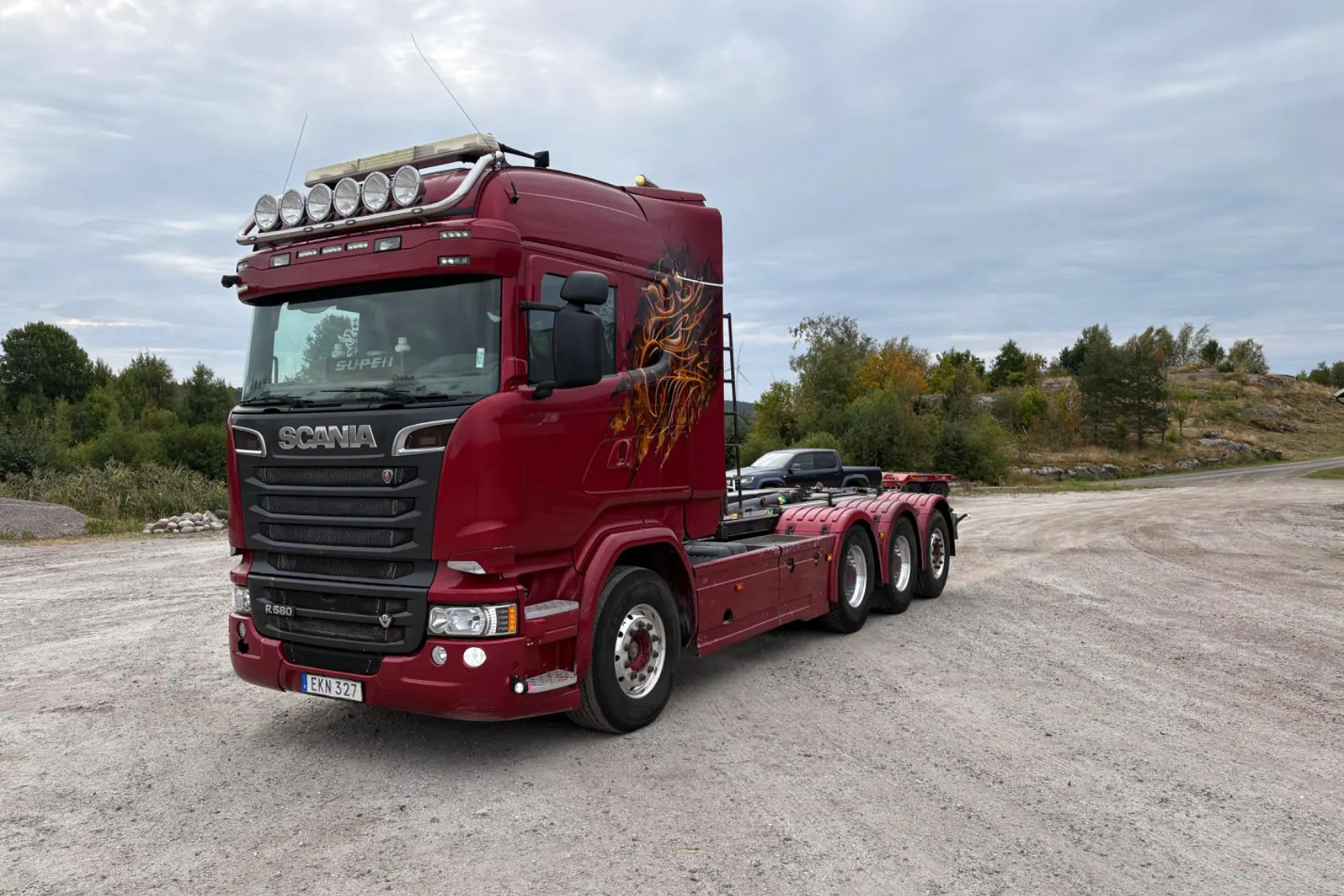 Presentation photo 1 of 56: SCANIA R580LB - 612 606 km - Automatic - dark red - 2014
