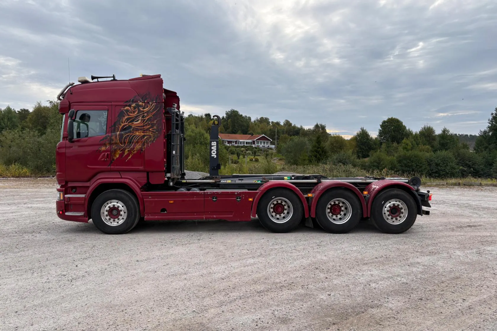 Presentation photo 2 of 56: SCANIA R580LB - 612 606 km - Automatic - dark red - 2014