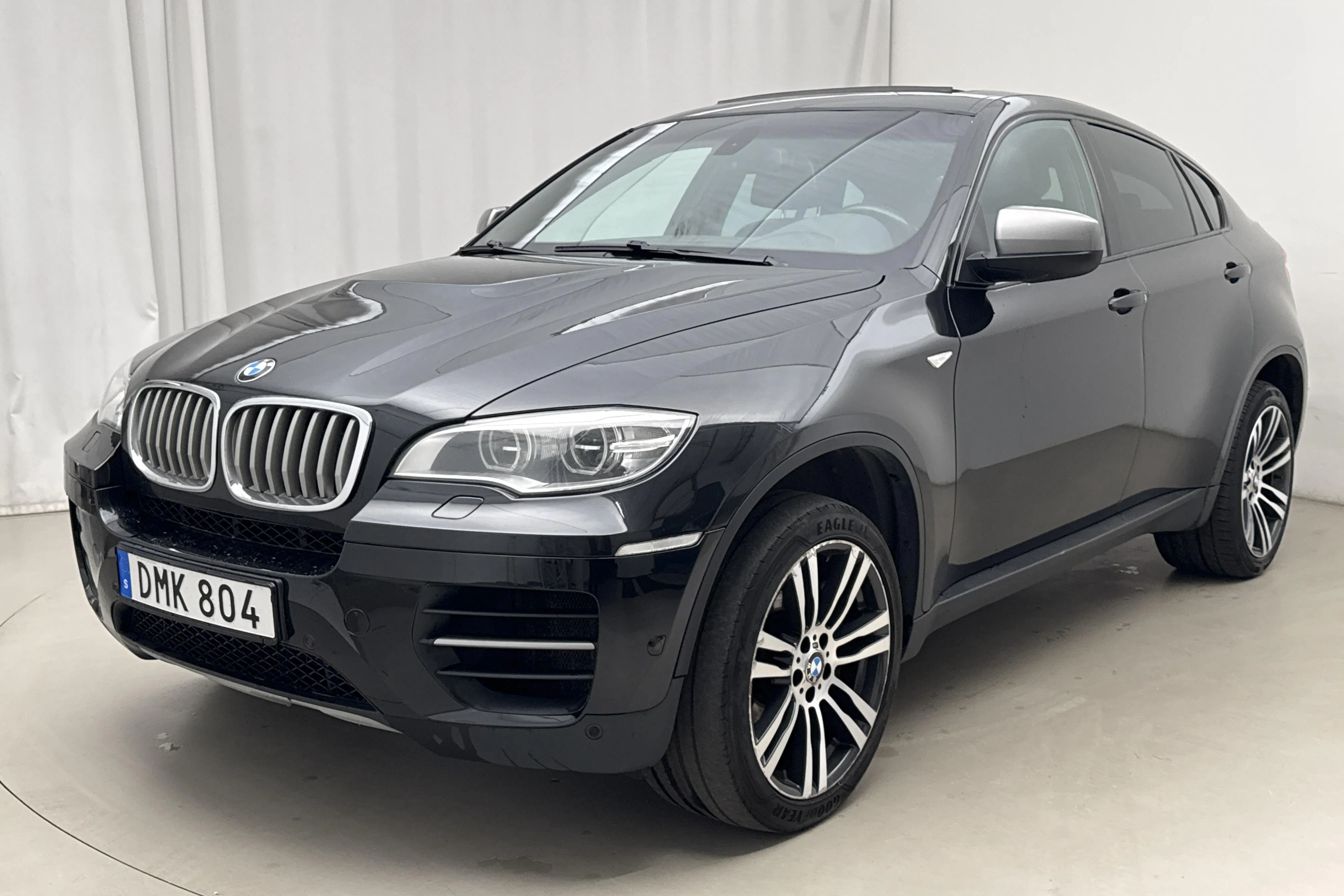 Presentation photo 1 of 15: BMW X6 M50d, E71 (381hk) - 205 450 km - Automatic - black - 2013