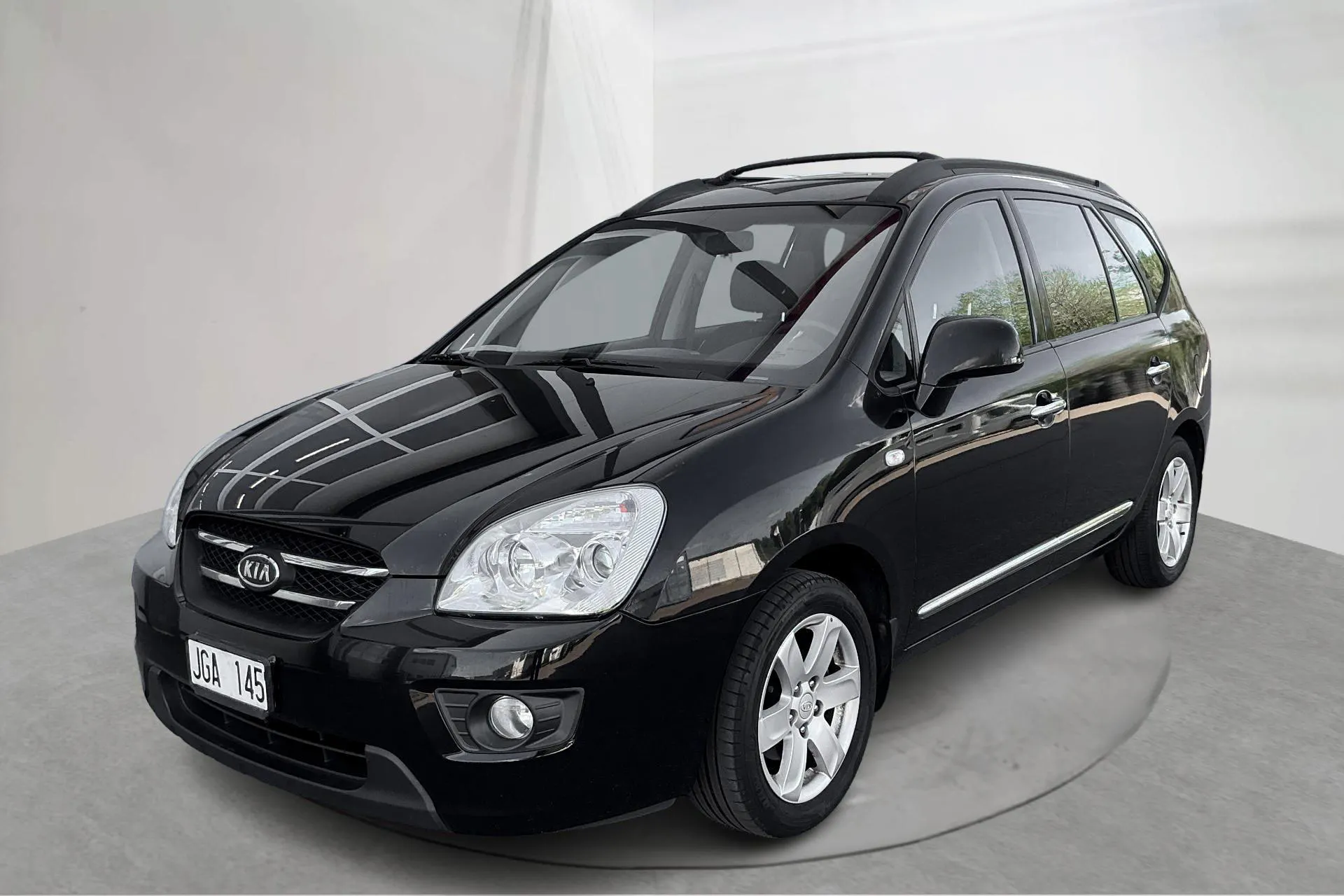 Presentation photo 1 of 14: KIA Carens 2.0 CRDi (140hk) - 152 110 km - Manual - black - 2008