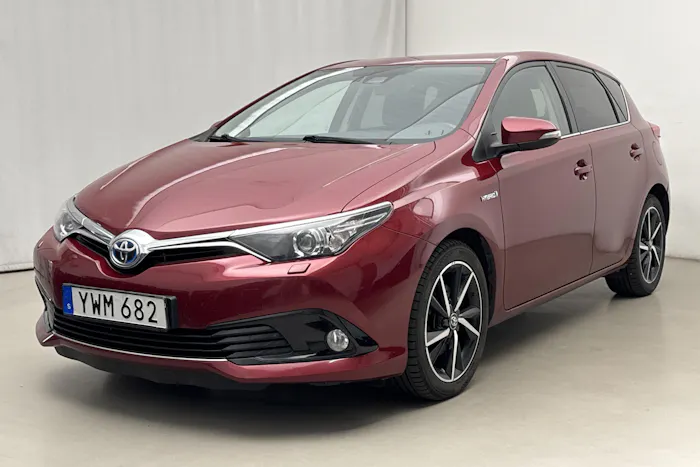 Toyota Auris 1.8 HSD 5dr (99hk)