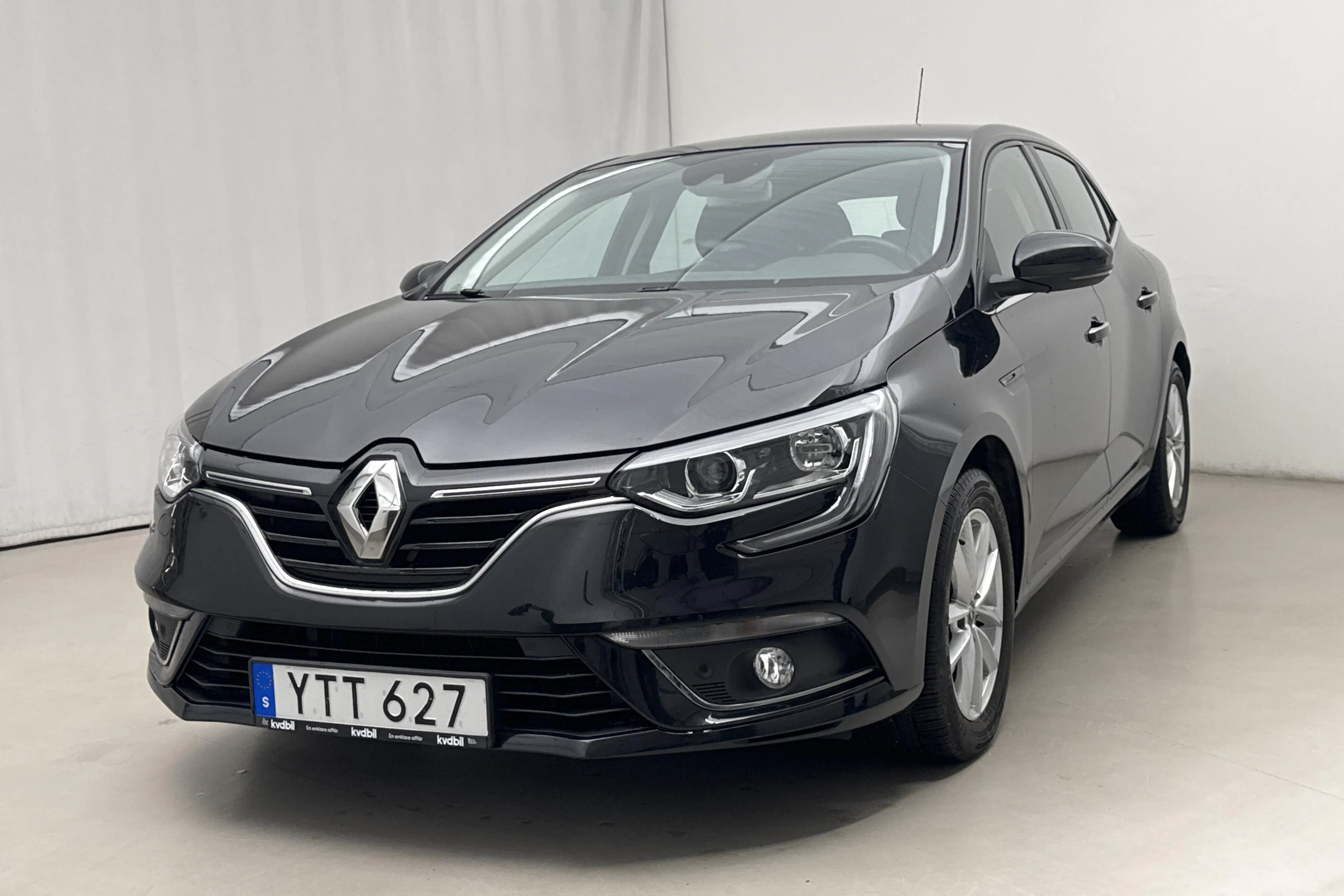 Presentationsfoto 1 av 15: Renault Mégane 1.2 TCe 5dr (130hk) - 6 523 mil - Manuell - svart - 2017