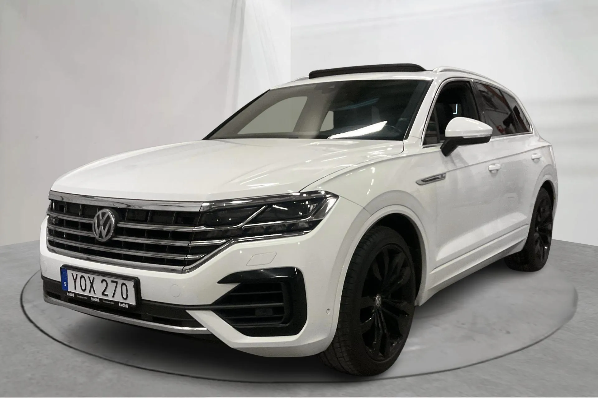 Presentation photo 1 of 22: VW Touareg V6 TDI 4Motion (286hk) - 247 290 km - Automatic - white - 2019