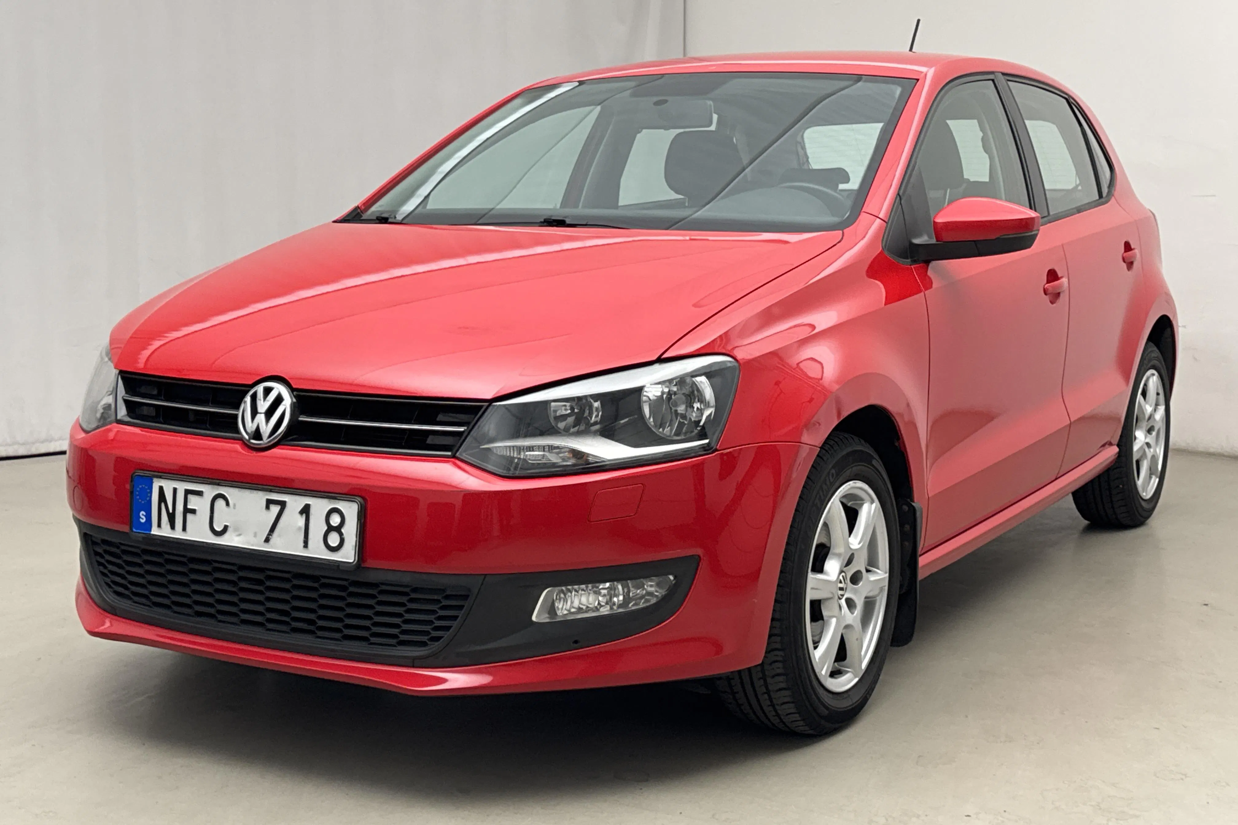 Presentation photo 1 of 15: VW Polo 1.2 TSI 5dr (90hk) - 63 800 km - Manual - red - 2013