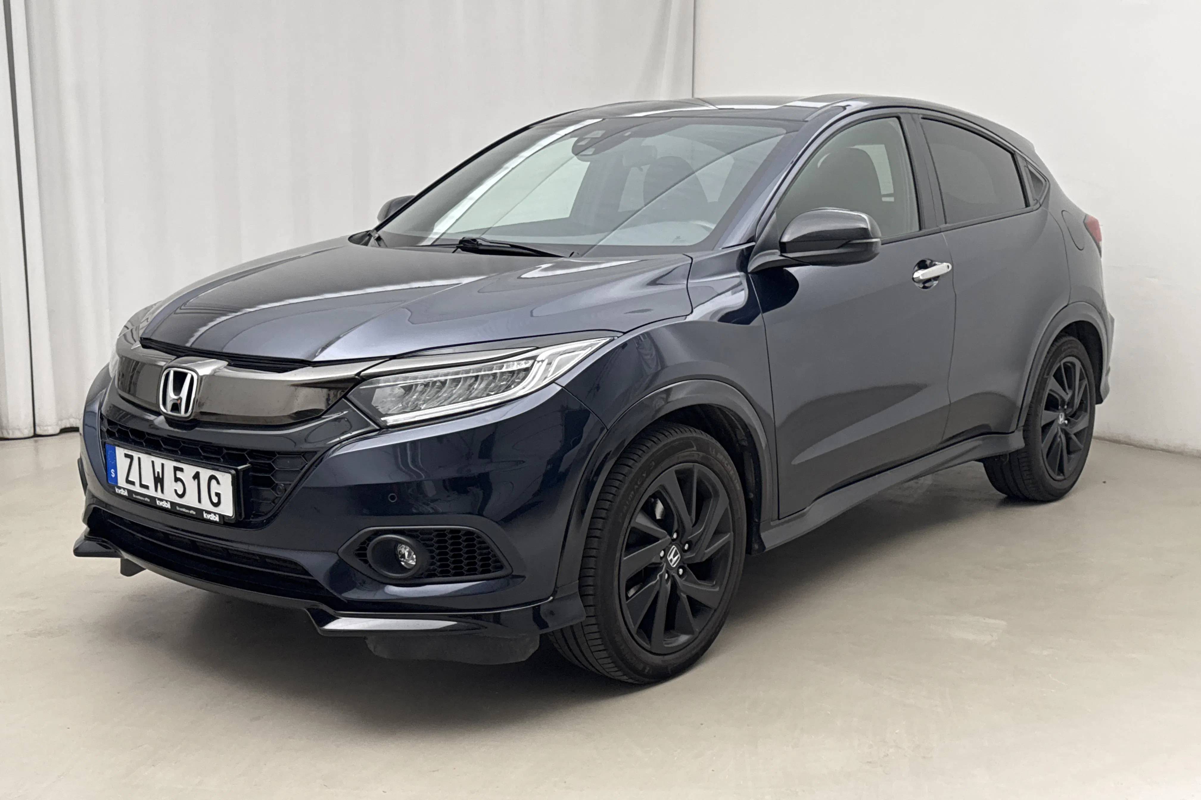 Presentationsfoto 1 av 14: Honda HR-V 1.5 i-VTEC (182hk) - 10 813 mil - Automat - Mörkblå - 2020