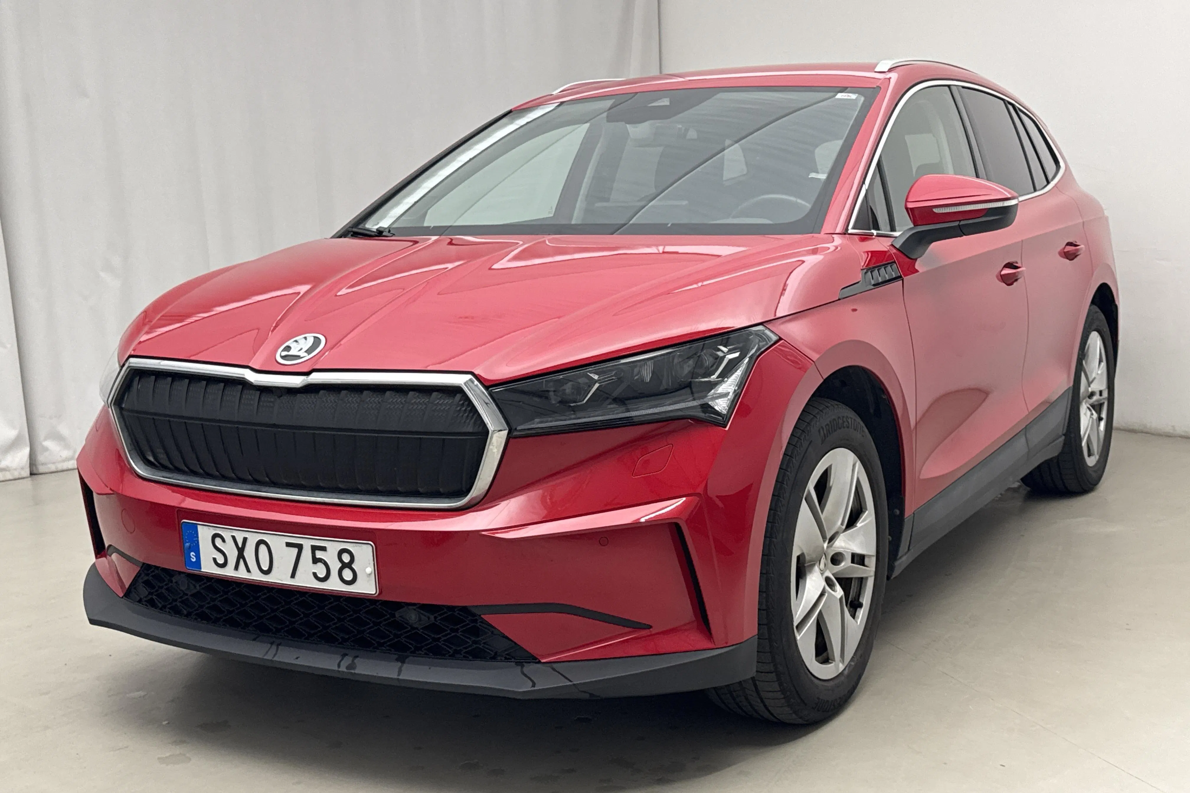 Presentation photo 1 of 19: Skoda Enyaq iV 80 (204hk) - 69 960 km - Automatic - red - 2023
