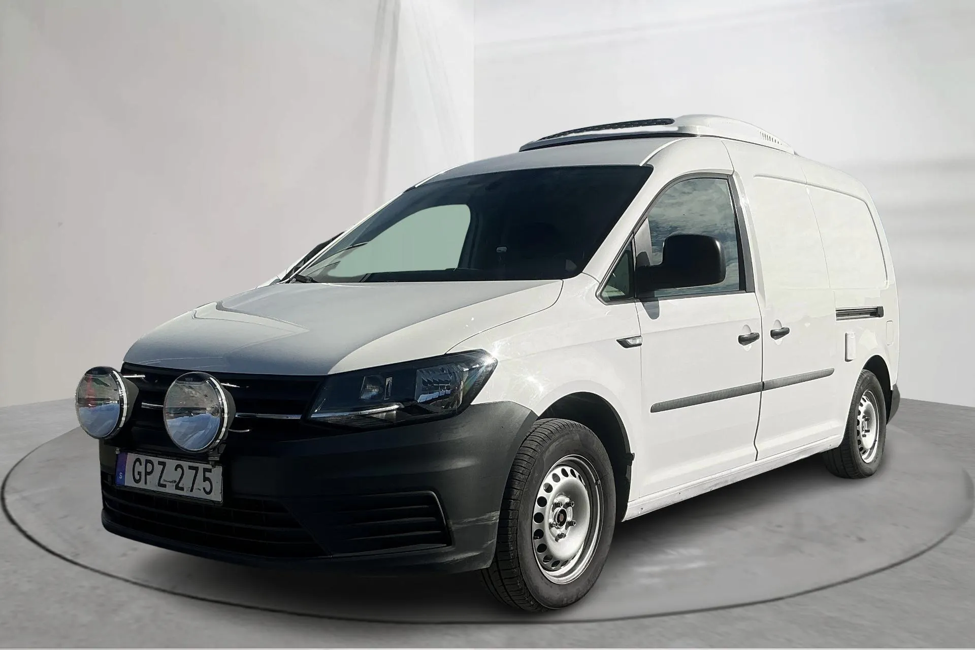 Presentation photo 1 of 19: VW Caddy 2.0 TDI Maxi Skåp (102hk) - 11 808 Scandinavian mile - Automatic - white - 2018