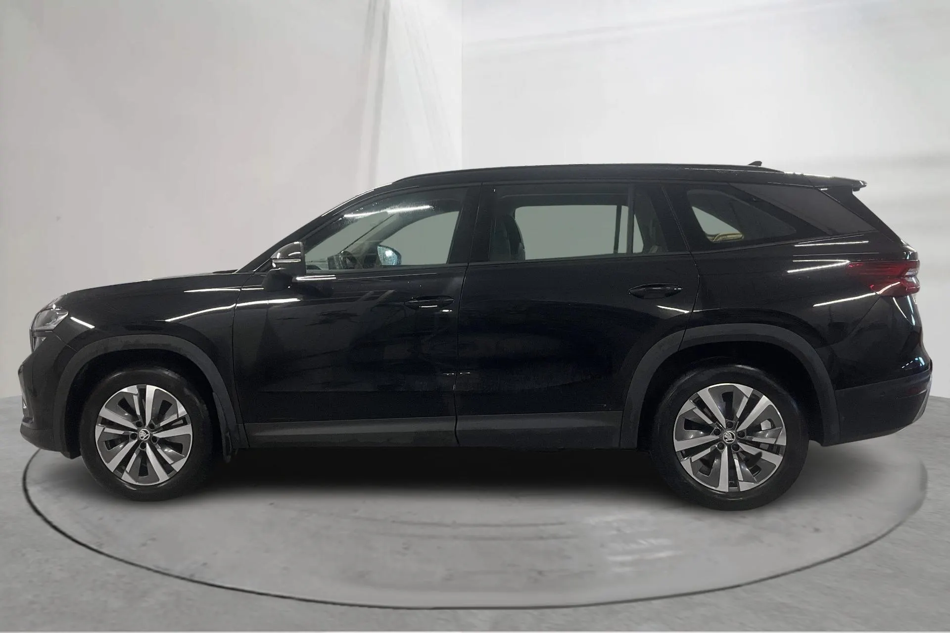 Presentation photo 2 of 29: Skoda Kodiaq 2.0 TDI 4X4 (193hk) - 84 500 km - Automatic - black - 2025