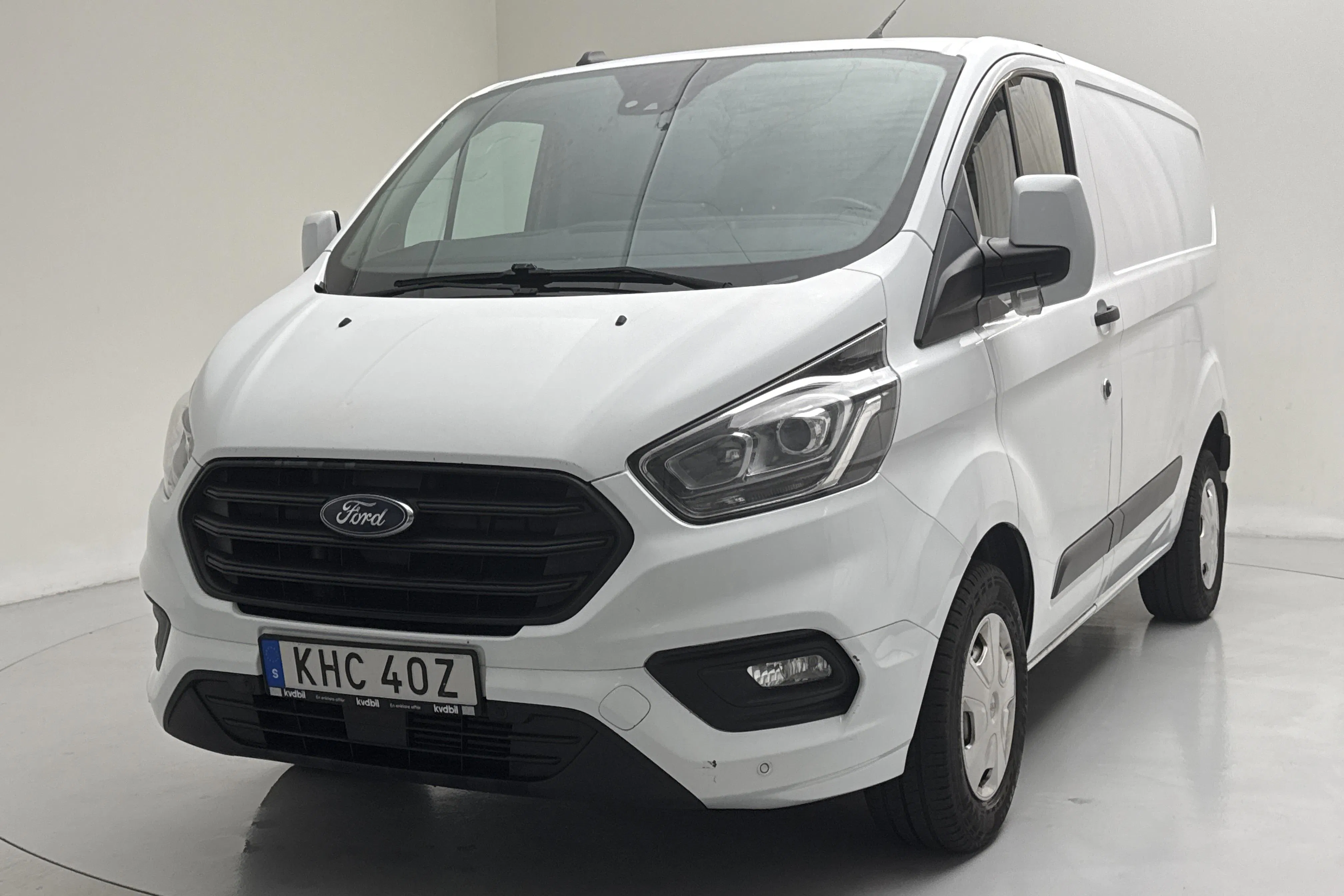 Presentation photo 1 of 15: Ford Transit Custom 280 (105hk) - 131 820 km - Manual - white - 2020