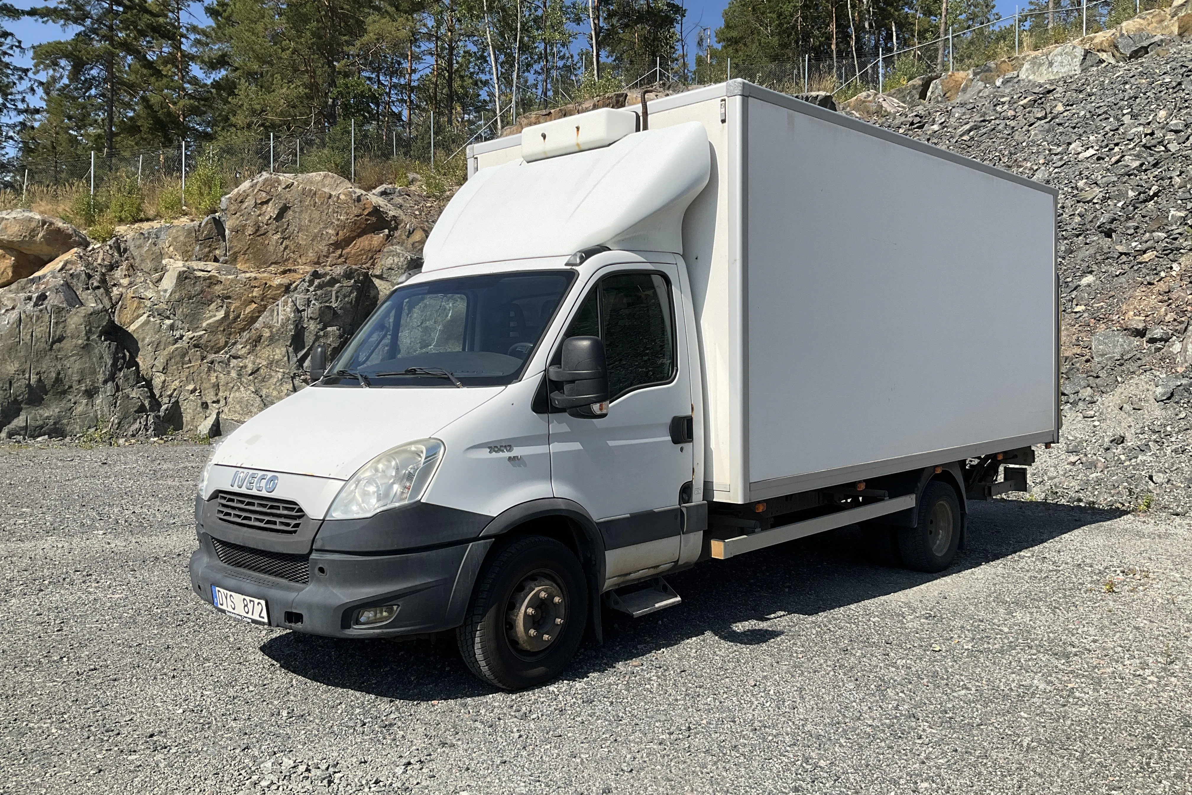 Presentation photo 1 of 73: IVECO DAILY 70C17 EEV - 325 691 km - Manual - white - 2014