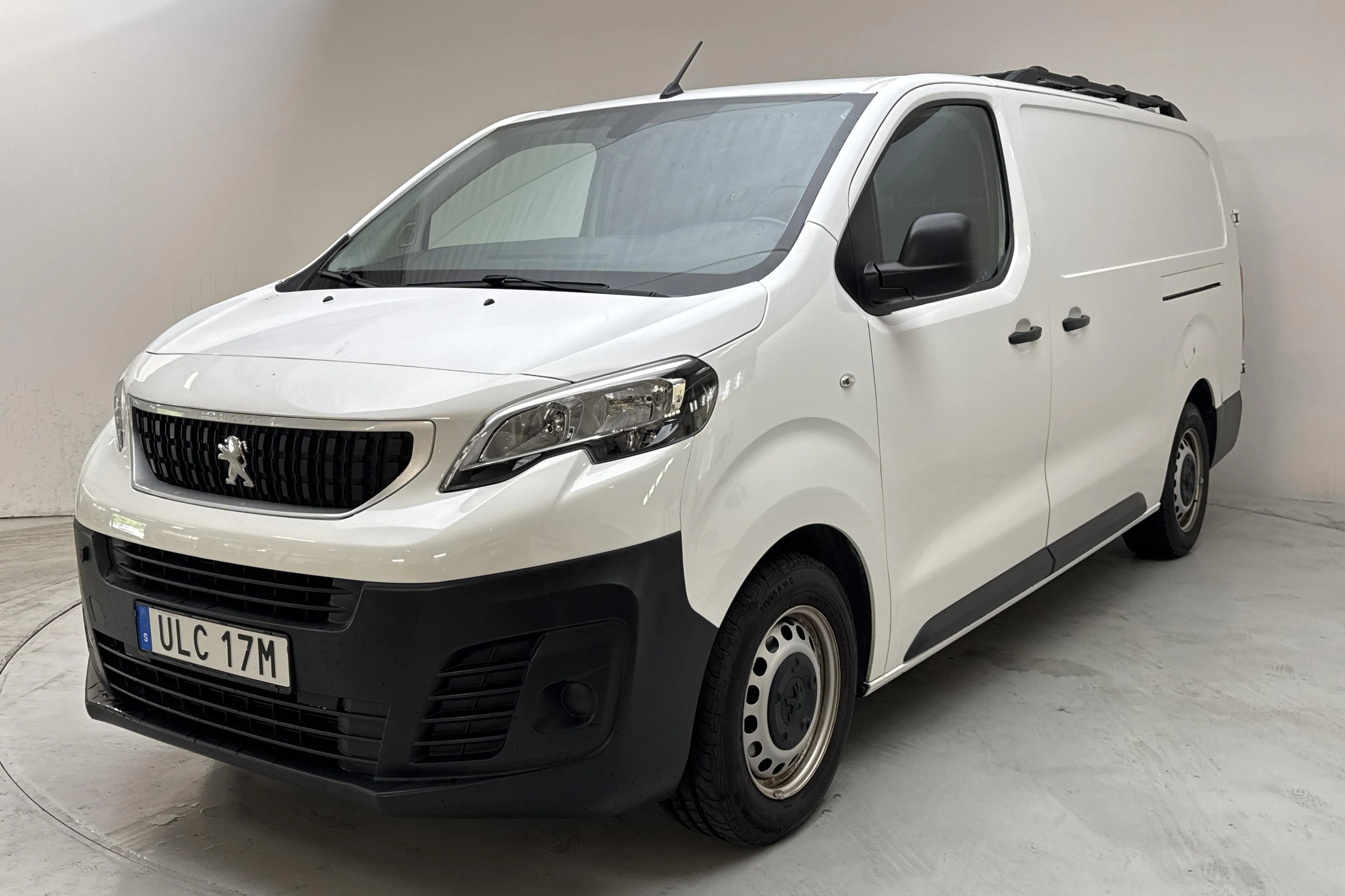 Presentation photo 1 of 13: Peugeot Expert BlueHDi Skåp (177hk) - 32 500 km - Automatic - white - 2022