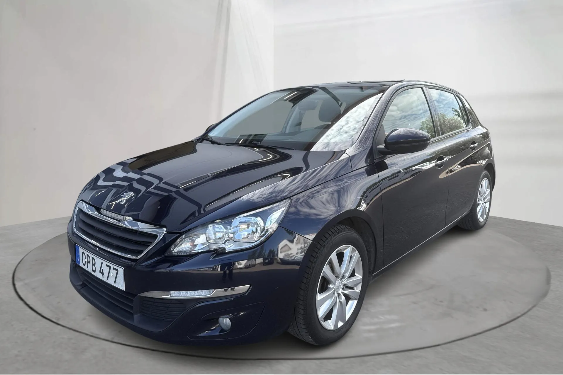Presentation photo 1 of 15: Peugeot 308 1.6 e-HDi (115hk) - 107 340 km - Manual - dark blue - 2014