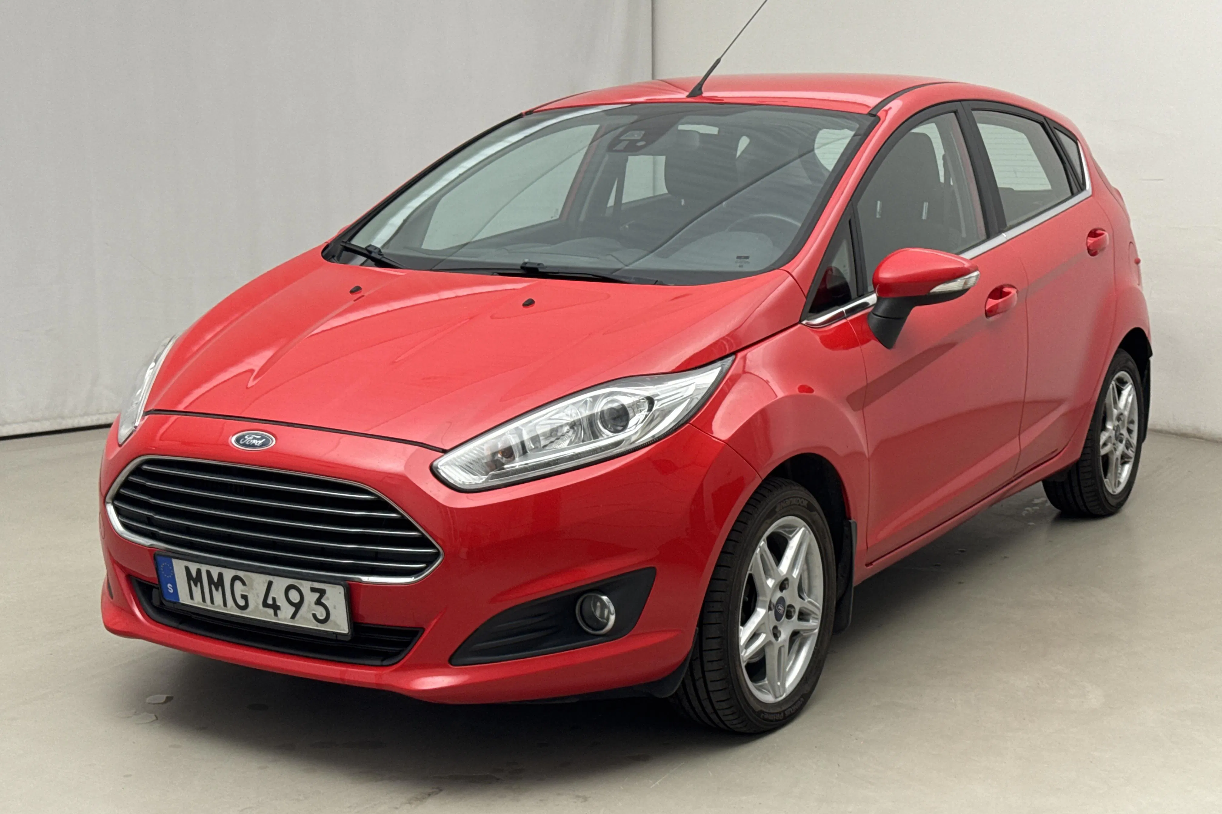 Presentationsfoto 1 av 14: Ford Fiesta 1.0T EcoBoost 5dr (100hk) - 11 953 mil - Manuell - röd - 2014