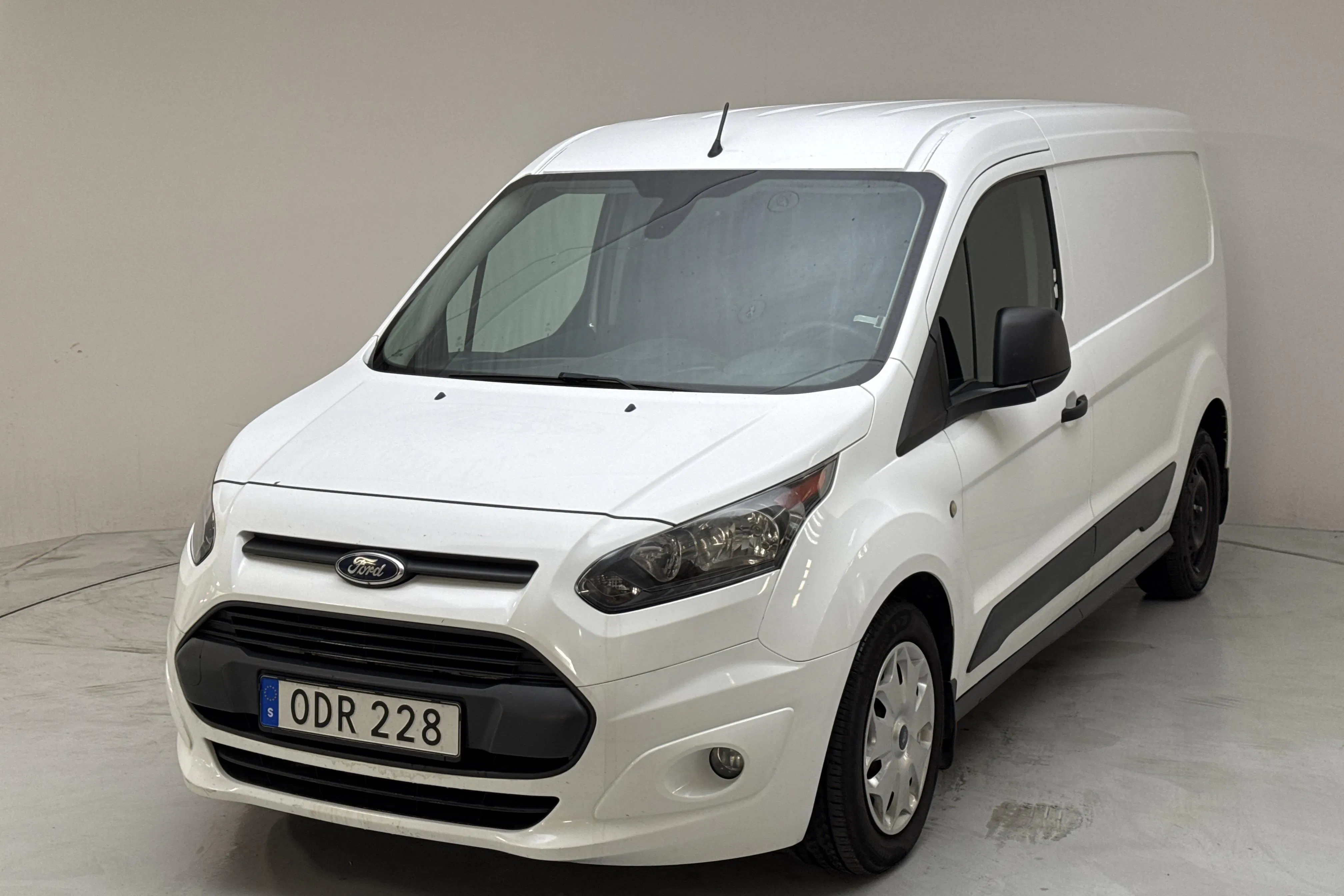 Presentation photo 1 of 12: Ford Transit Connect 1.5 TDCi (100hk) - 225 790 km - Manual - white - 2016