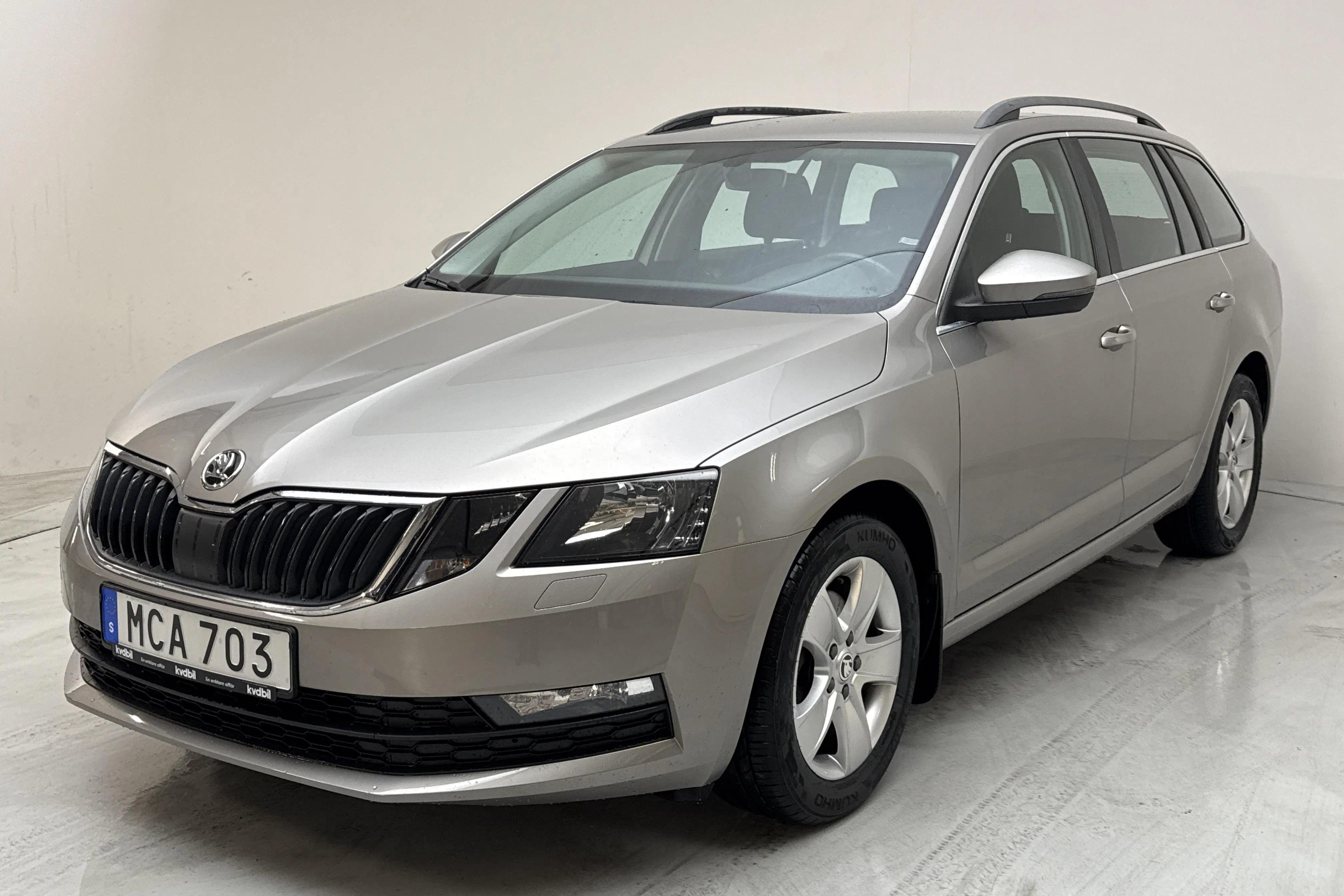 Presentationsfoto 1 av 13: Skoda Octavia III 1.0 TSI Combi (115hk) - 2 818 mil - Automat - Ljusbrun - 2018