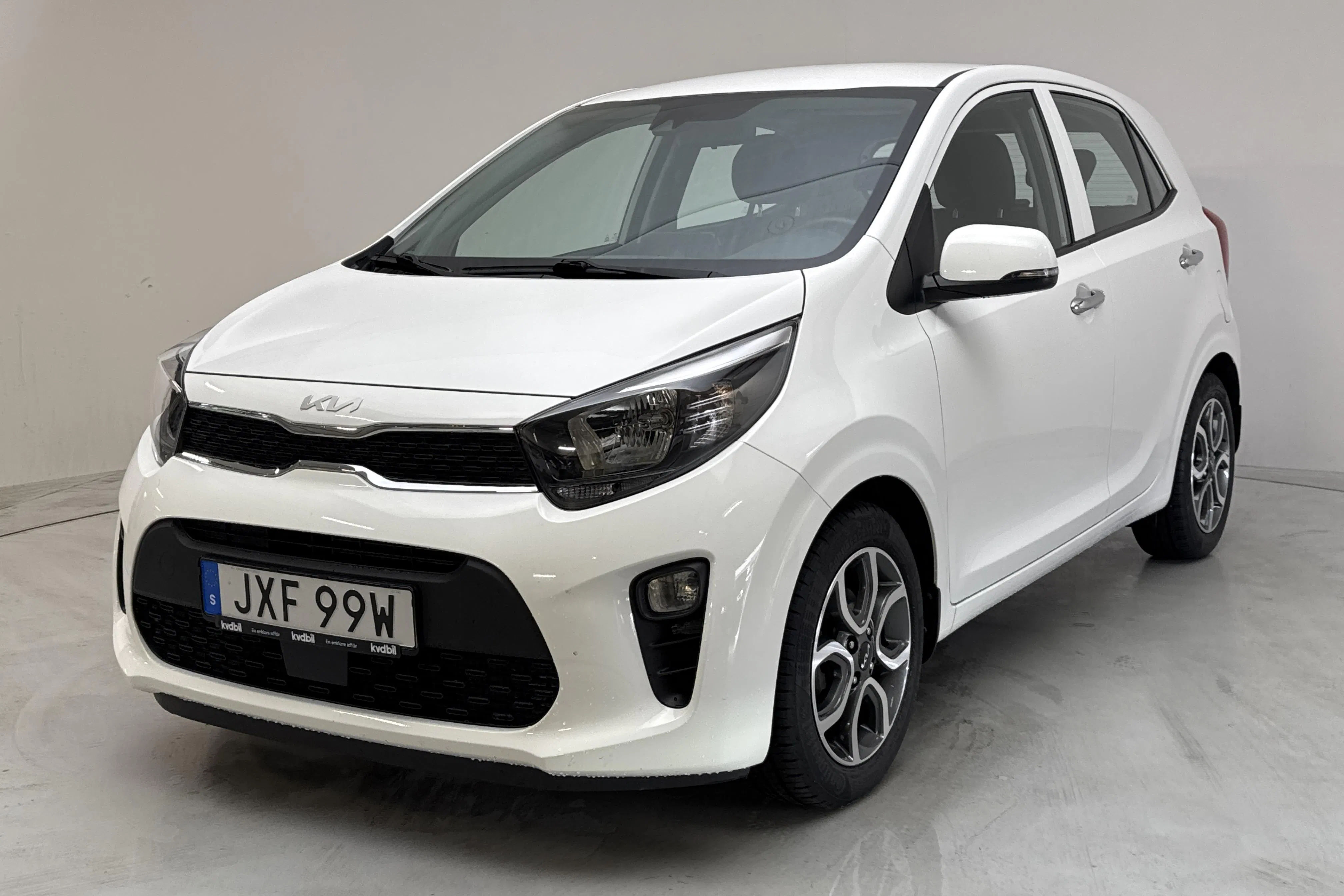 Presentationsfoto 1 av 12: KIA Picanto 1.0 DPI (67hk) - 2 629 mil - Manuell - vit - 2023