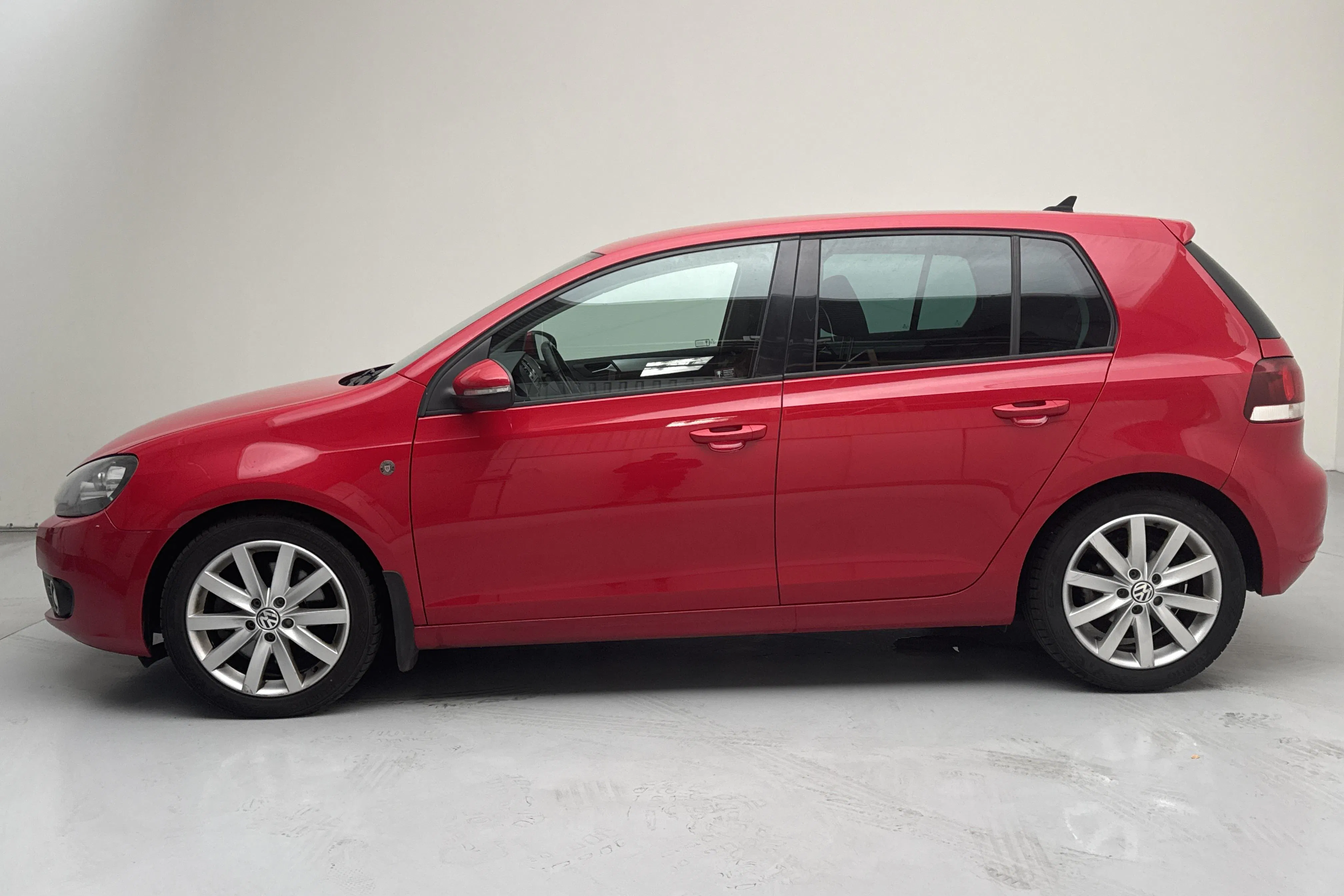 Presentation photo 2 of 12: VW Golf VI GT 1.8 5dr (160hk) - 78 550 km - Automatic - red - 2010
