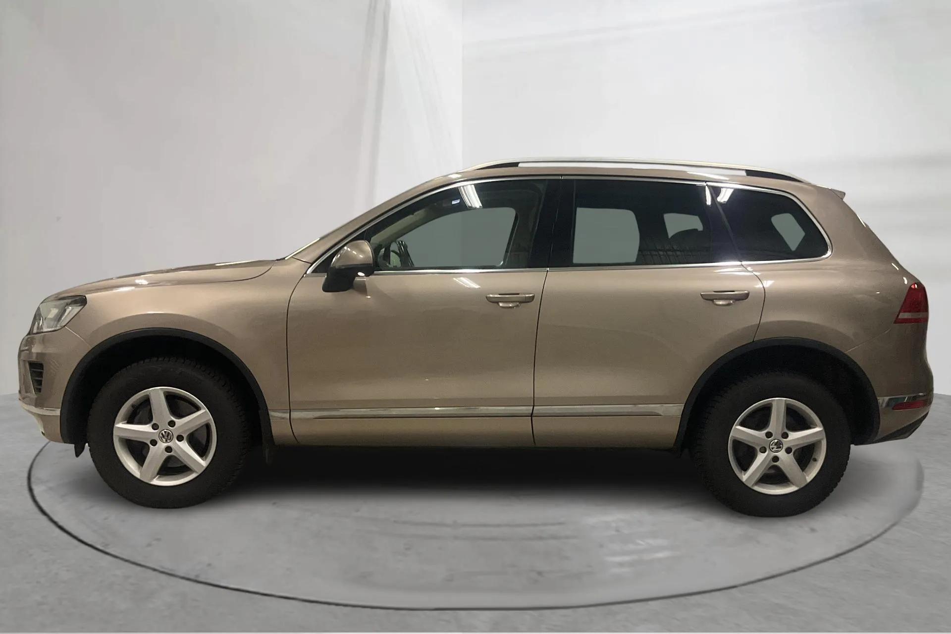 Presentation photo 2 of 19: VW Touareg 3.0 TDI BlueMotion Technology (204hk) - 189 660 km - Automatic - light brown - 2017