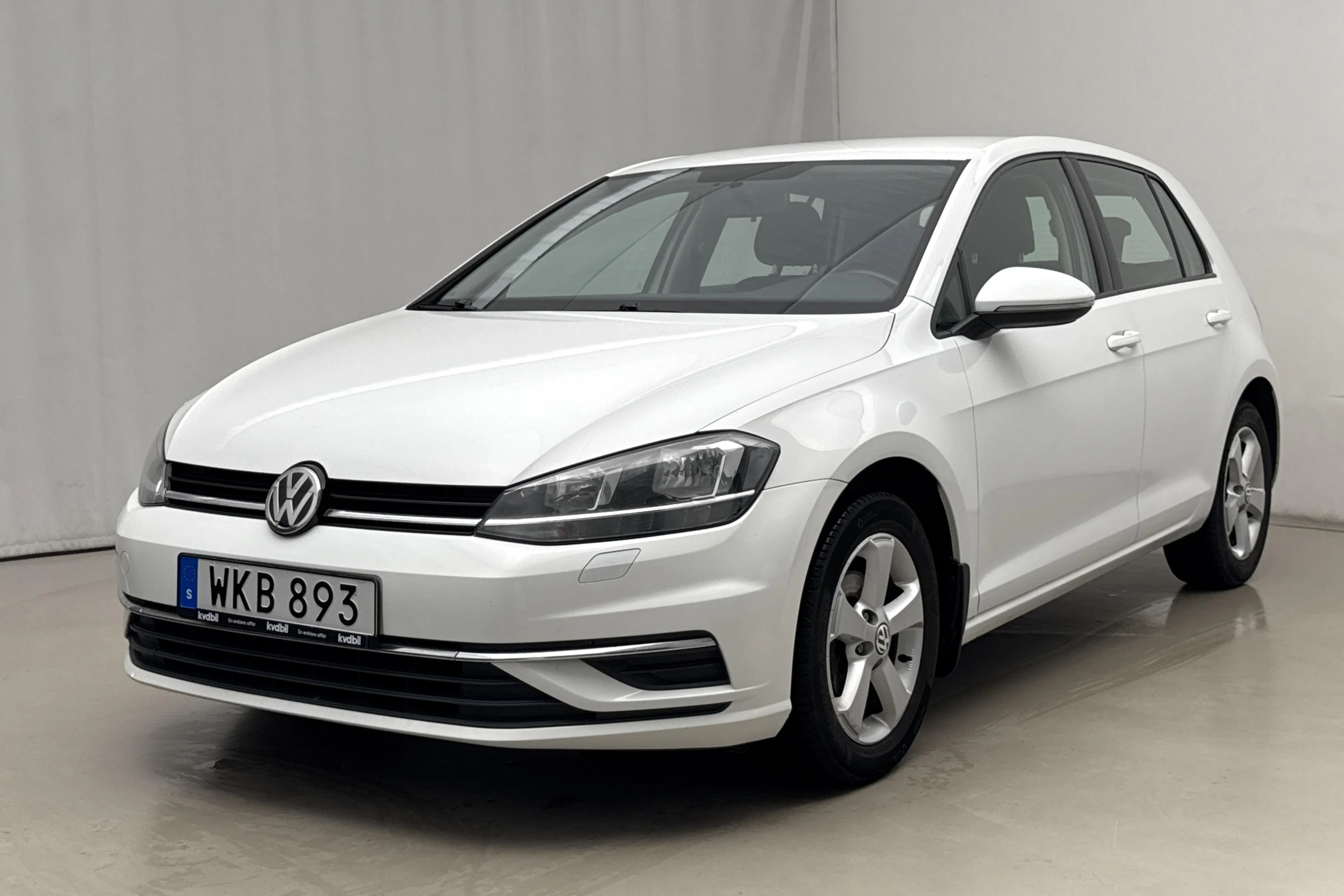 Presentation photo 1 of 17: VW Golf VII 1.0 TSI 5dr (110hk) - 250 690 km - Automatic - white - 2017