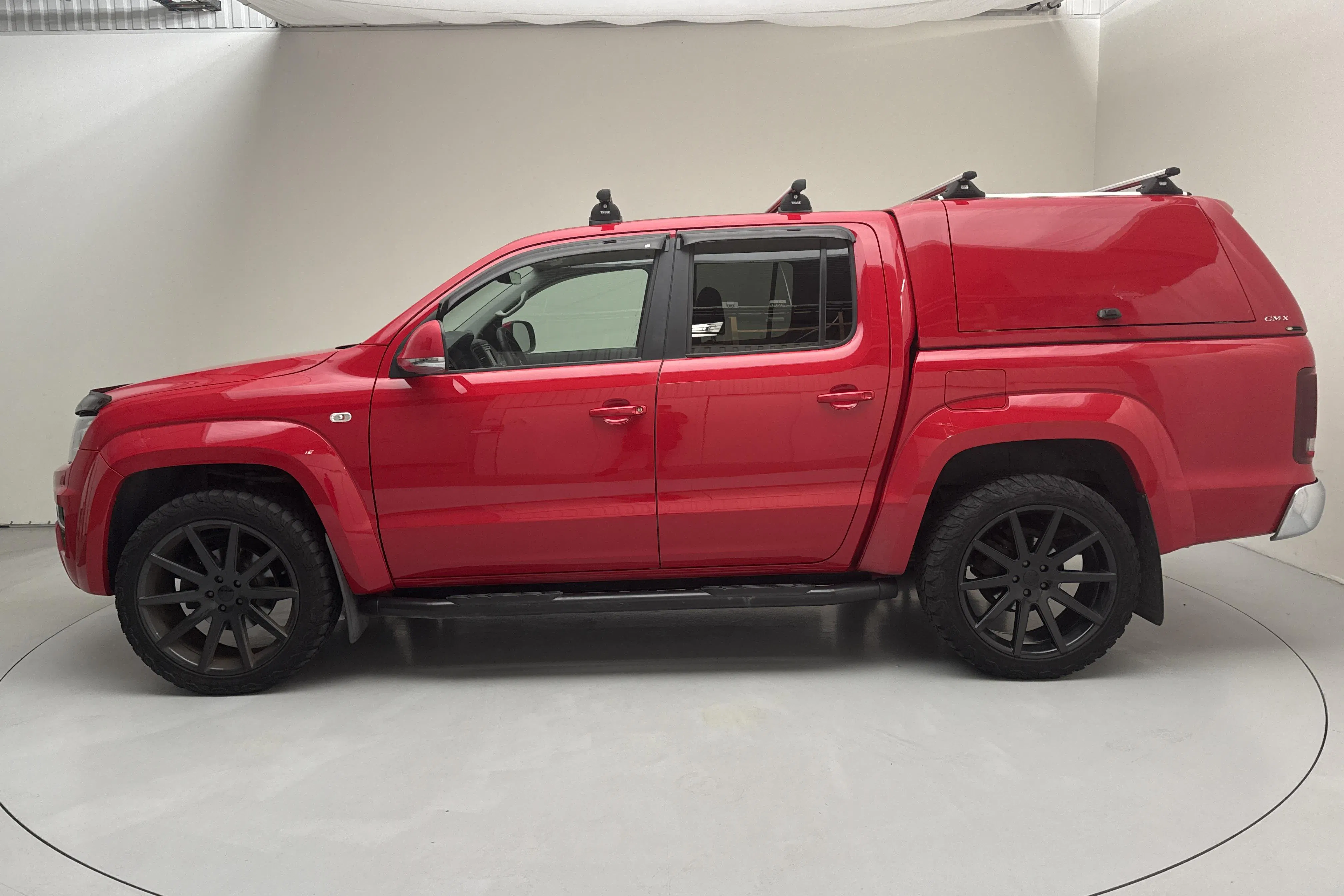 Presentationsfoto 2 av 16: VW Amarok 3.0 TDI 4motion (258hk) - 19 947 mil - Automat - röd - 2019