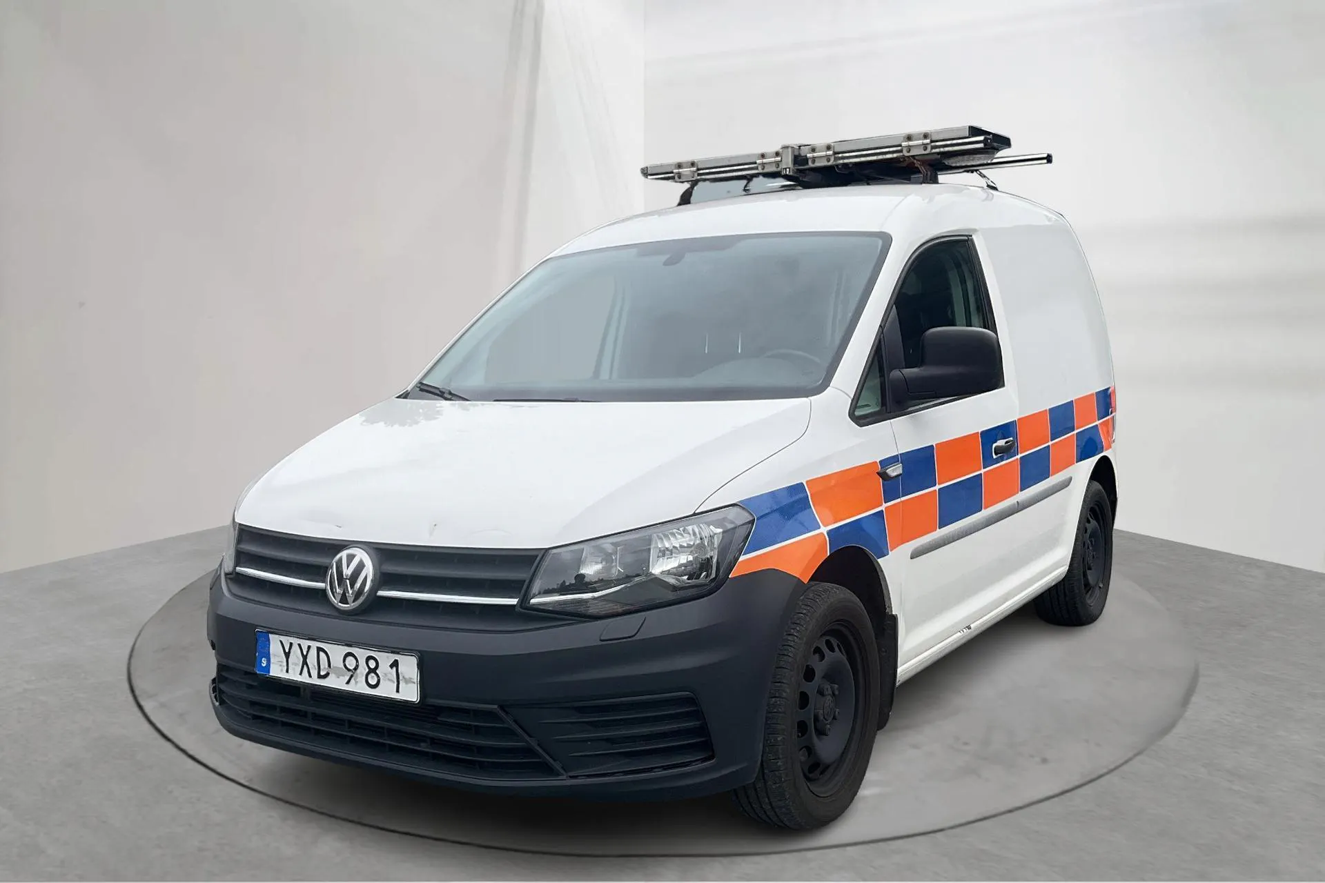 Presentation photo 1 of 16: VW Caddy 2.0 TDI Skåp (150hk) - 84 330 km - Automatic - white - 2018