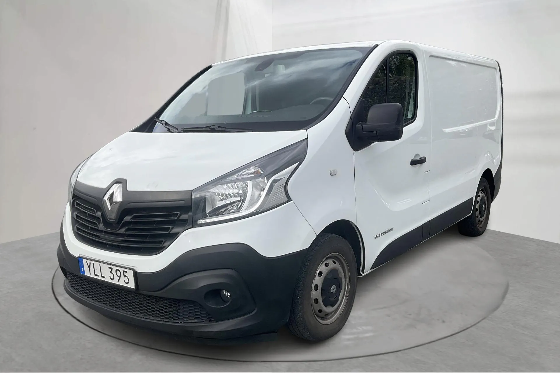 Presentation photo 1 of 15: Renault Trafic 1.6 dCi Skåp (125hk) - 131 890 km - Manual - white - 2017