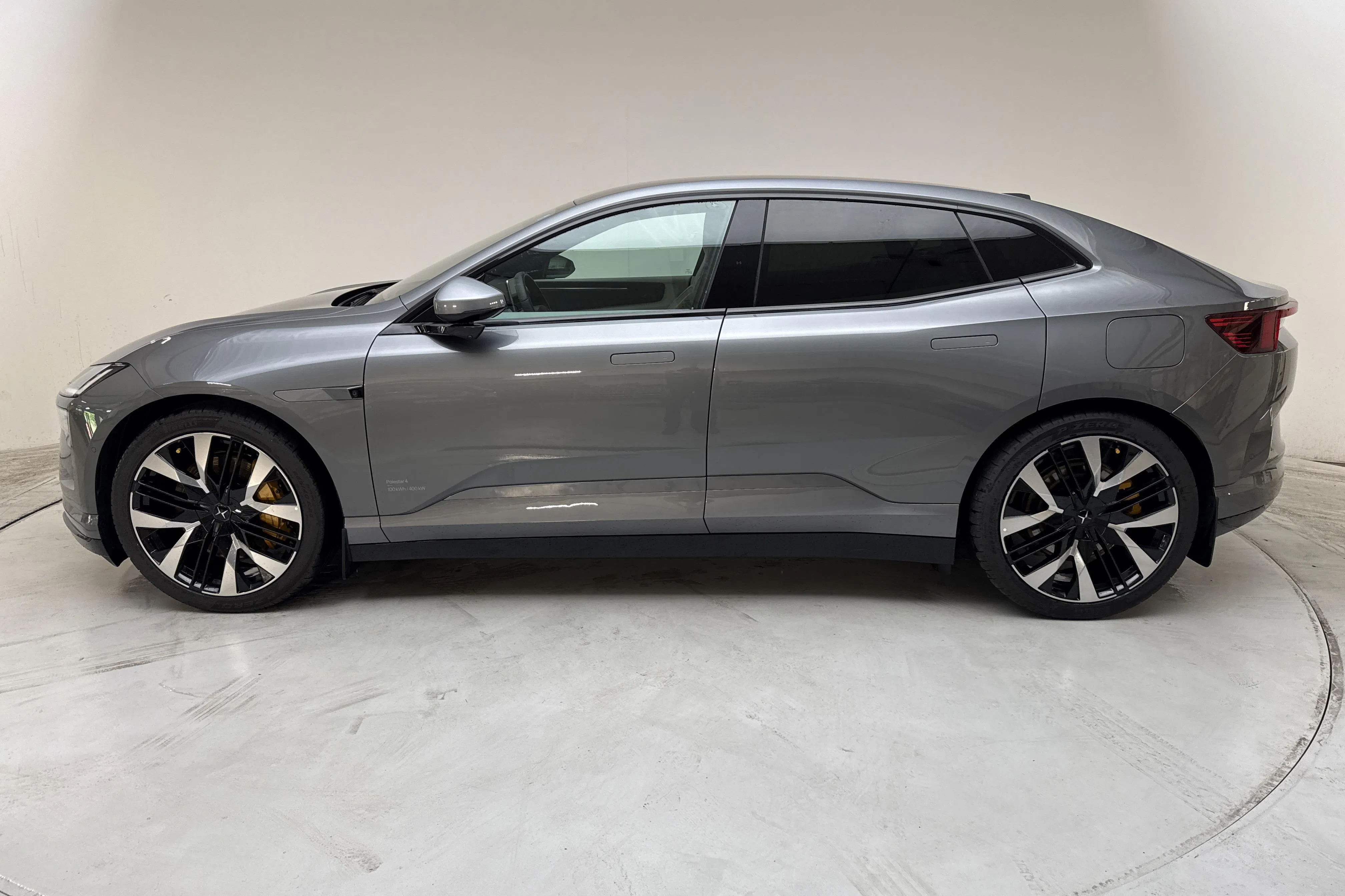 Presentation photo 2 of 21: Polestar 4 Long range Dual motor (544hk) - 71 000 km - Automatic - dark grey - 2025