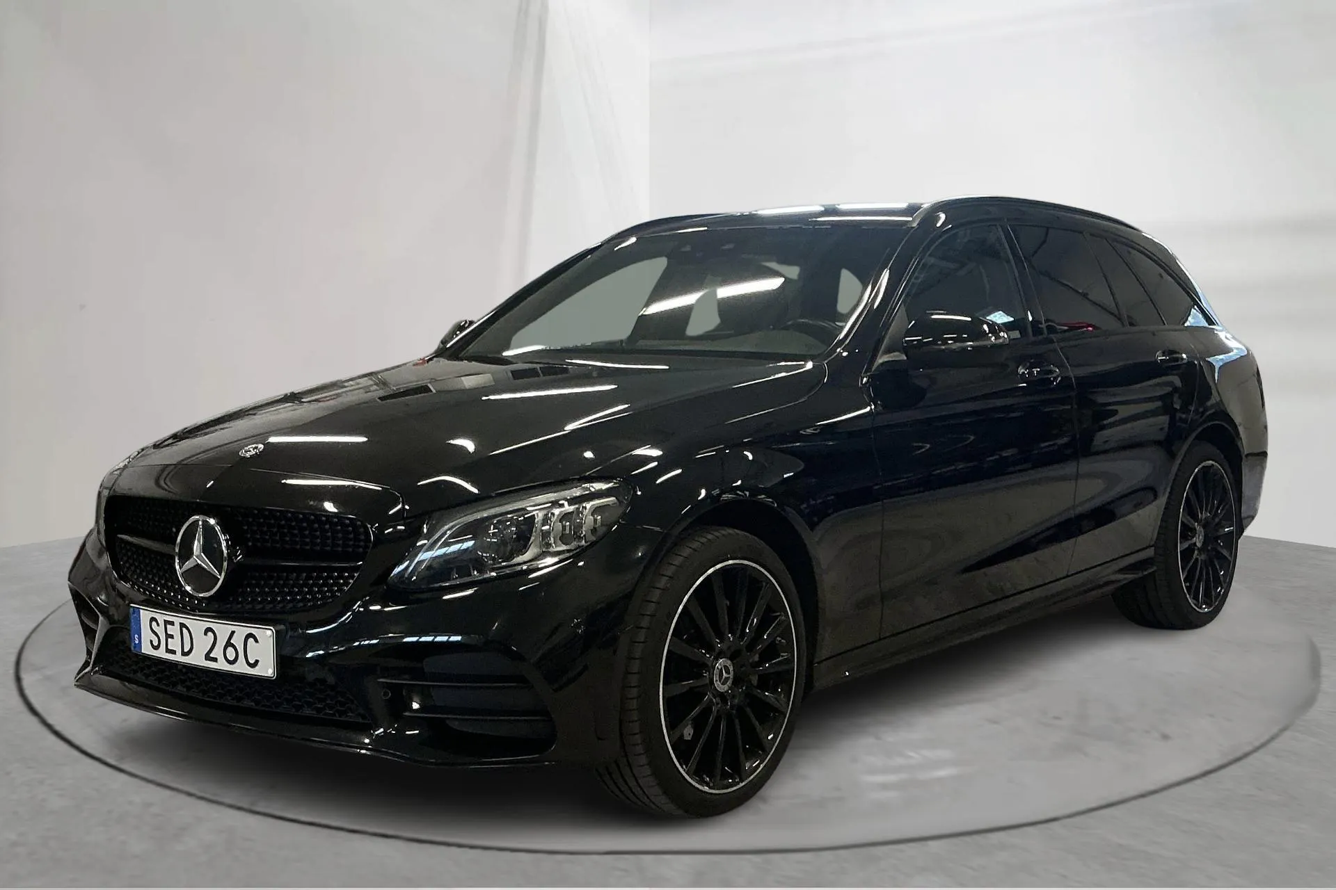 Presentation photo 1 of 17: Mercedes C 220 d 4MATIC Kombi S205 (194hk) - 94 160 km - Automatic - black - 2021