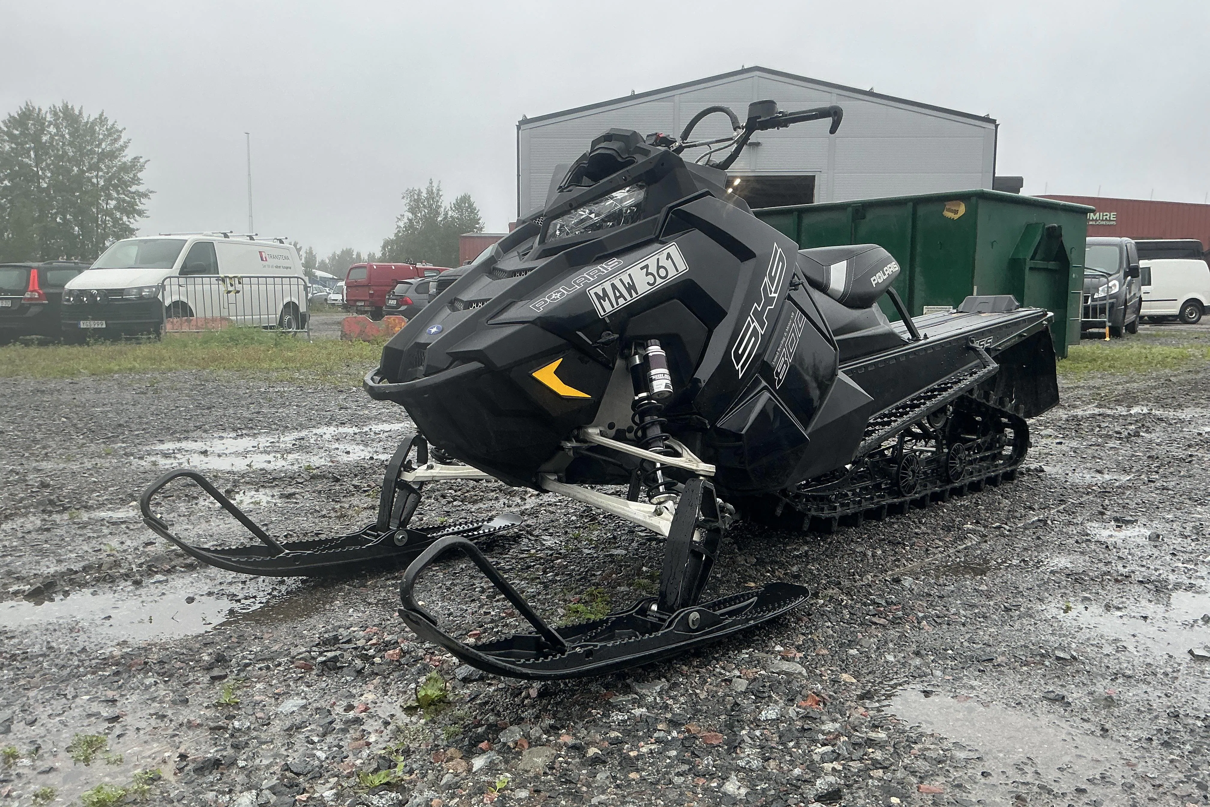 Presentation photo 1 of 16: POLARIS SKS 800 155" Snöskoter - 3 000 km - Automatic - black - 2016