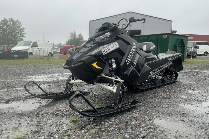 POLARIS SKS 800 155" Snöskoter