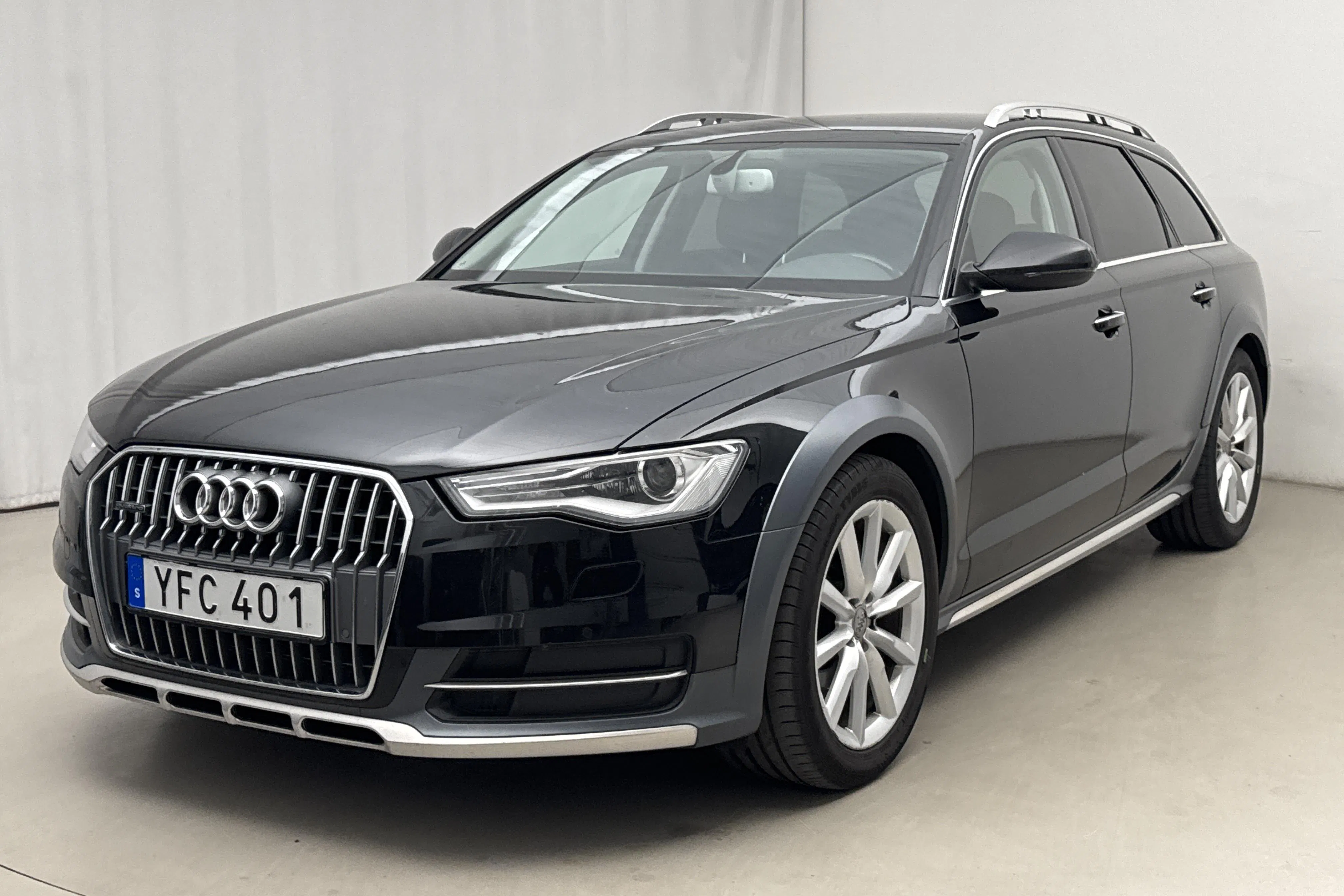 Presentation photo 1 of 18: Audi A6 Allroad 3.0 TDI quattro (218hk) - 195 220 km - Automatic - black - 2016