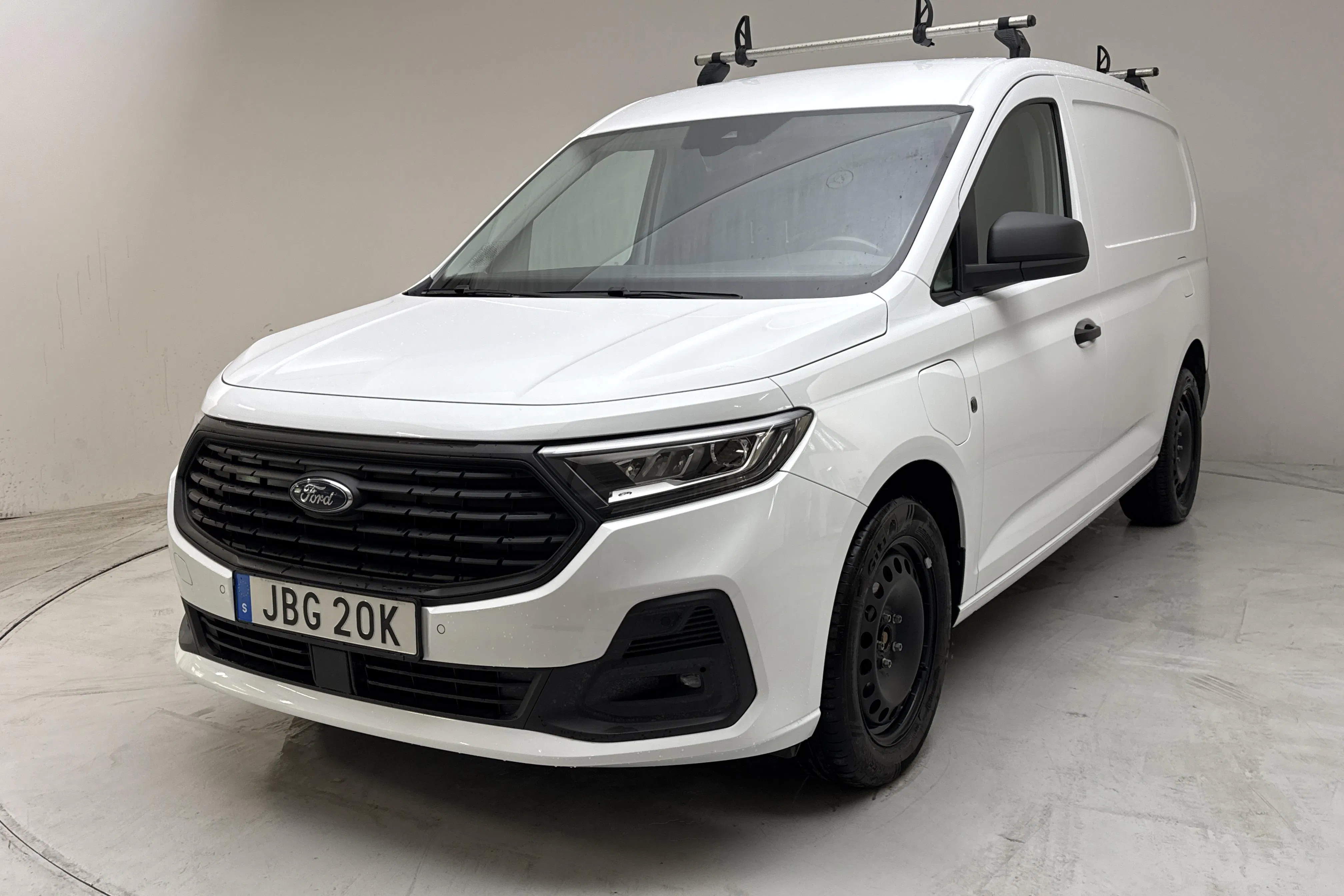 Presentationsfoto 1 av 13: Ford Transit Connect 1.5 EcoBoost PHEV (150hk) - 3 042 mil - Automat - vit - 2025