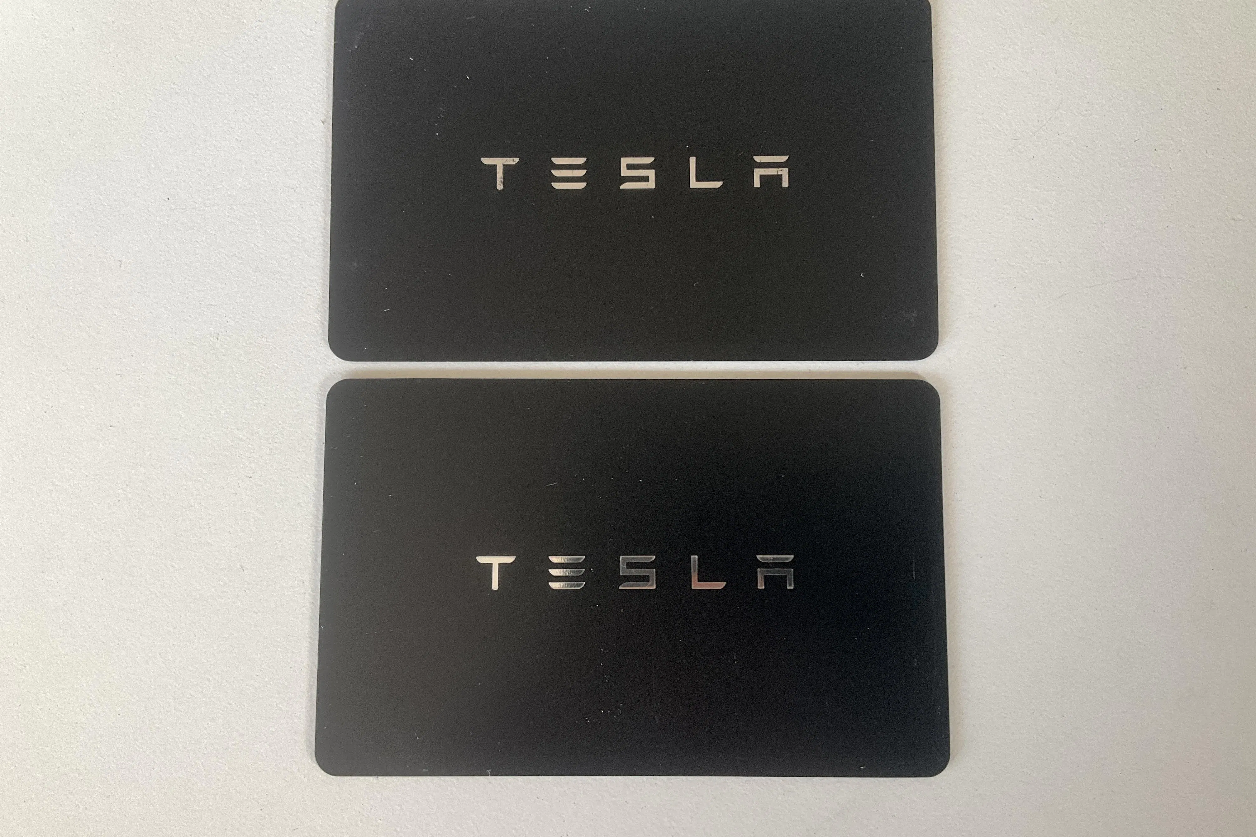 Presentation photo 24 of 24: Tesla Model Y RWD - 27 760 km - Automatic - red - 2024