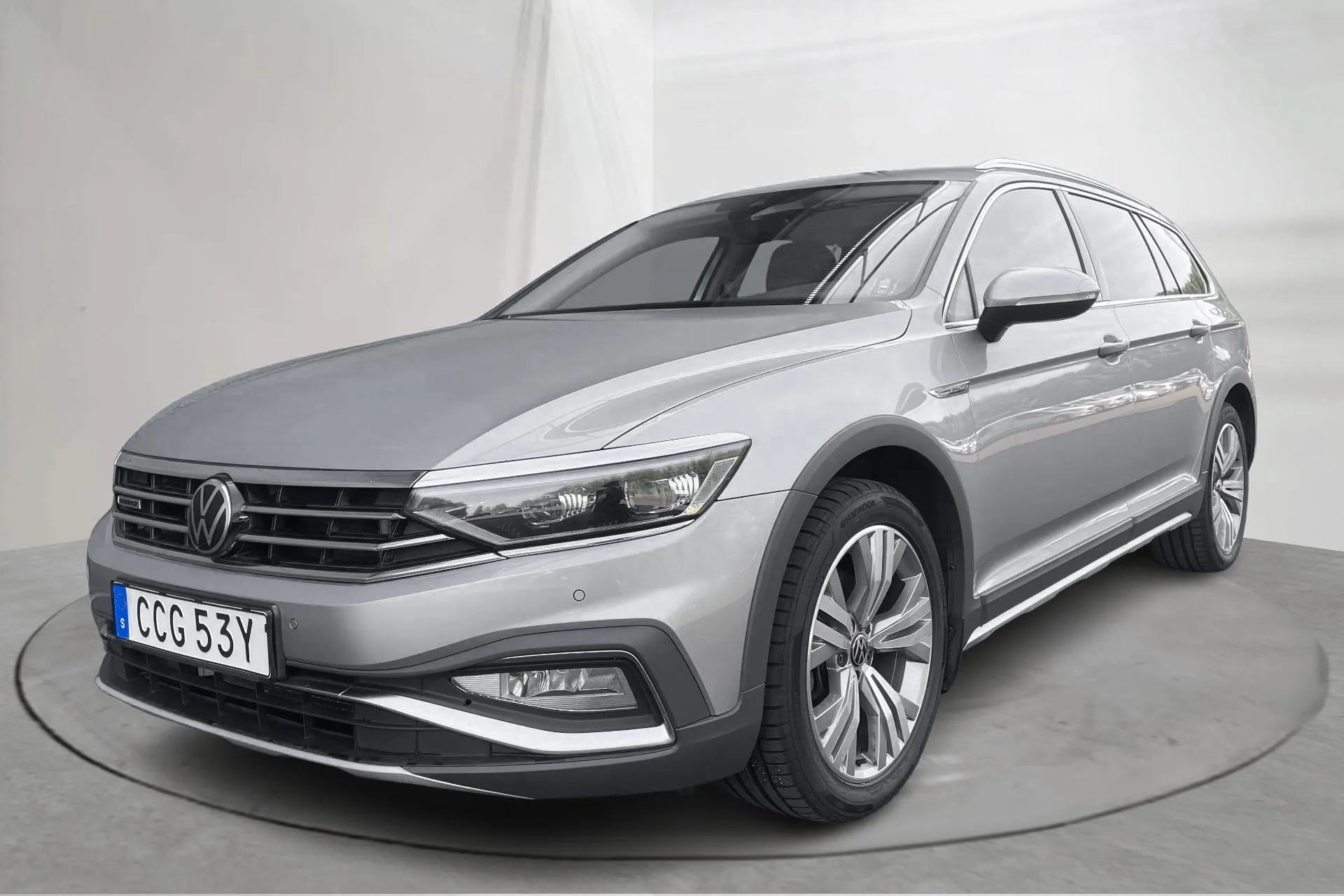 Presentationsfoto 1 av 18: VW Passat Alltrack 2.0 TDI Sportscombi 4Motion (200hk) - 11 721 mil - Automat - silver - 2022