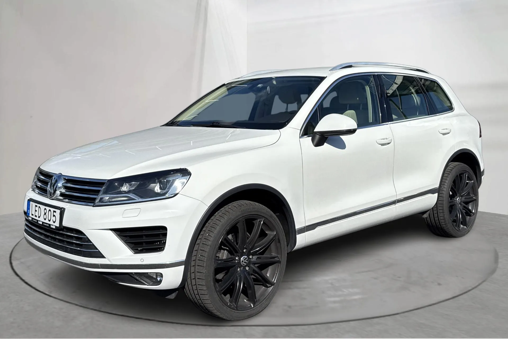 Presentation photo 1 of 14: VW Touareg 3.0 TDI BlueMotion Technology (204hk) - 151 260 km - Automatic - white - 2016