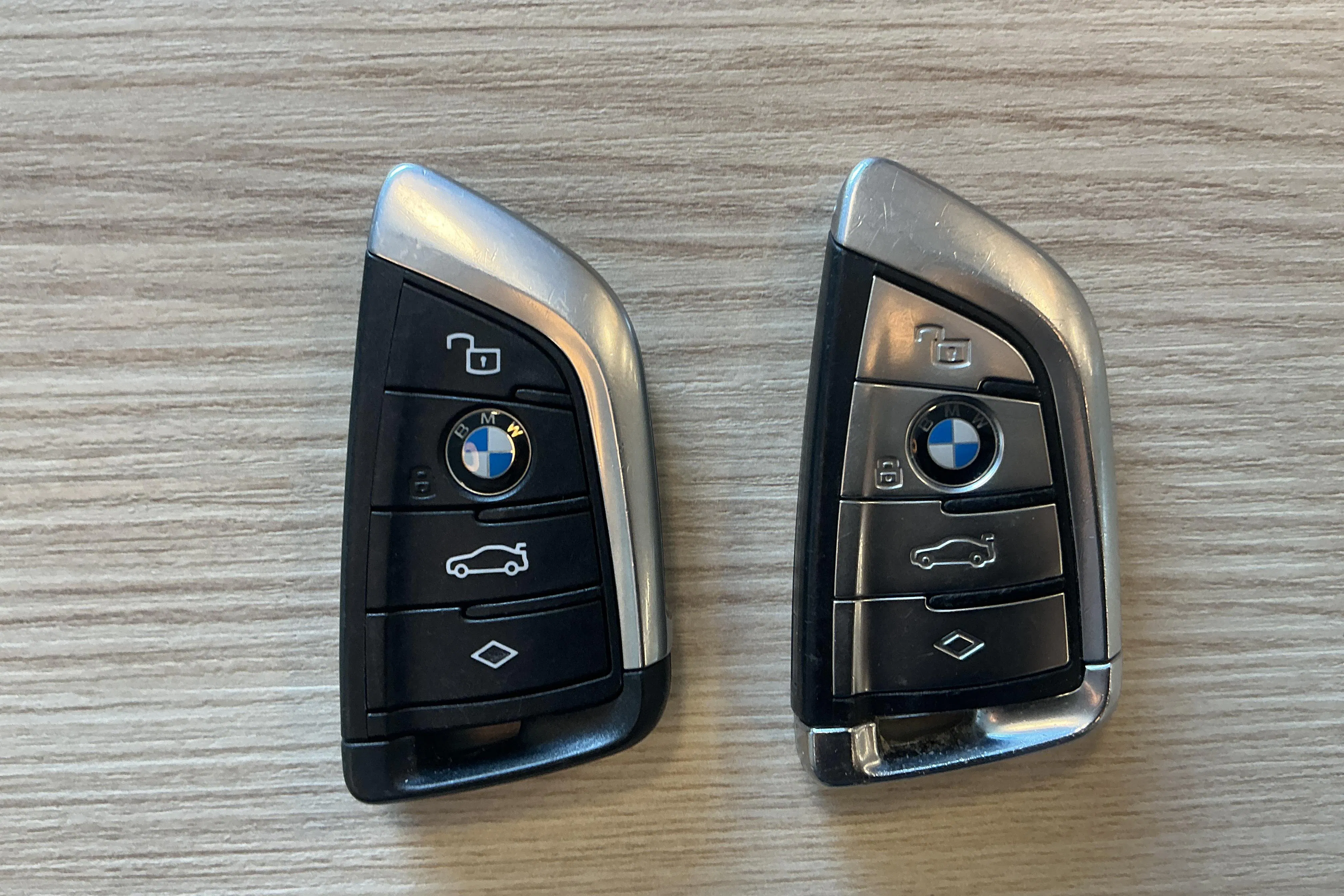 Presentationsfoto 17 av 17: BMW 330e Touring, G21 (292hk) - 8 089 mil - Automat - silver - 2021