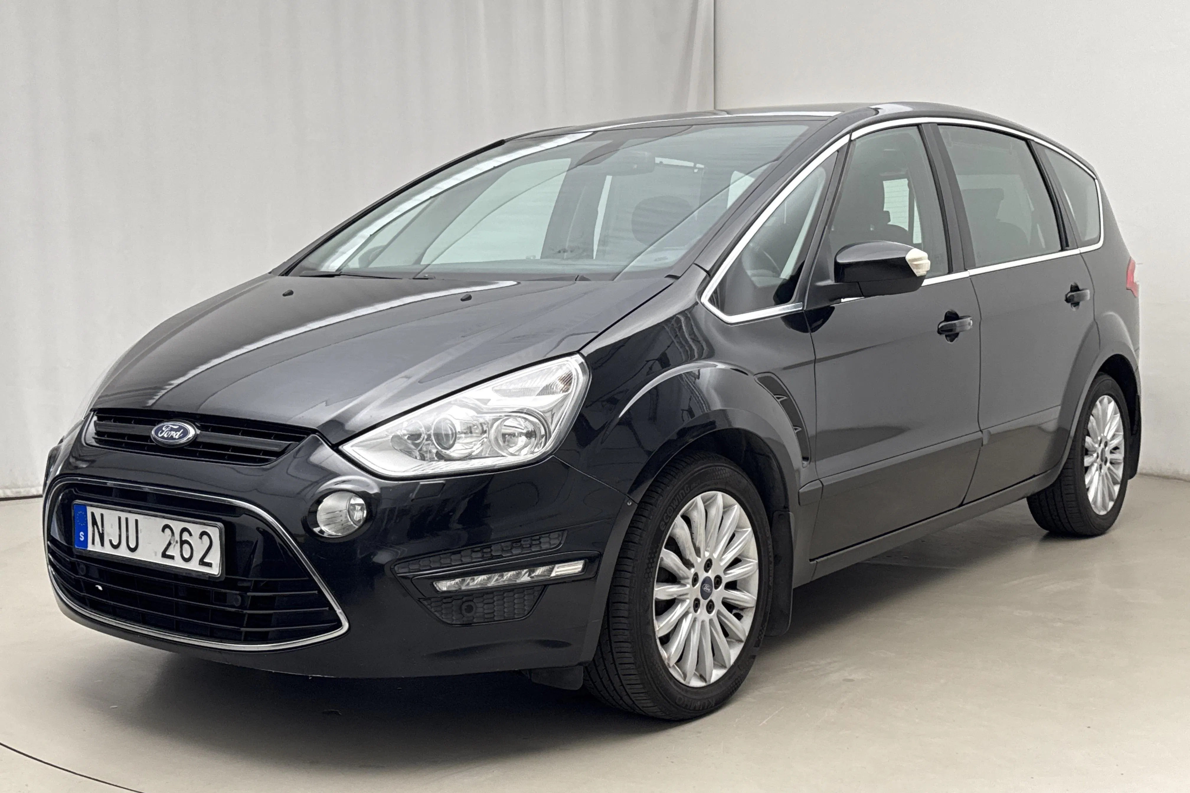 Presentationsfoto 1 av 21: Ford S-MAX 2.0 Duratorq TDCi (163hk) - 20 785 mil - Automat - svart - 2013