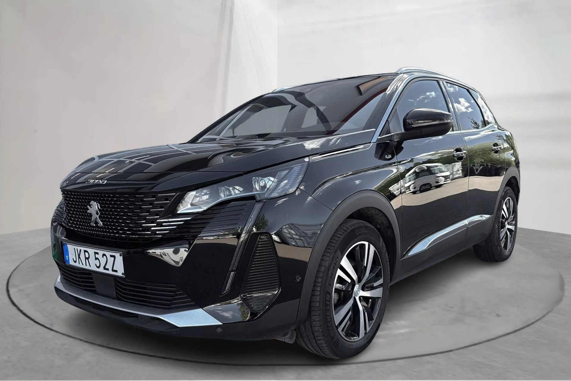 Presentationsfoto 1 av 14: Peugeot 3008 1.2 PureTech (130hk) - 7 467 mil - Automat - svart - 2023