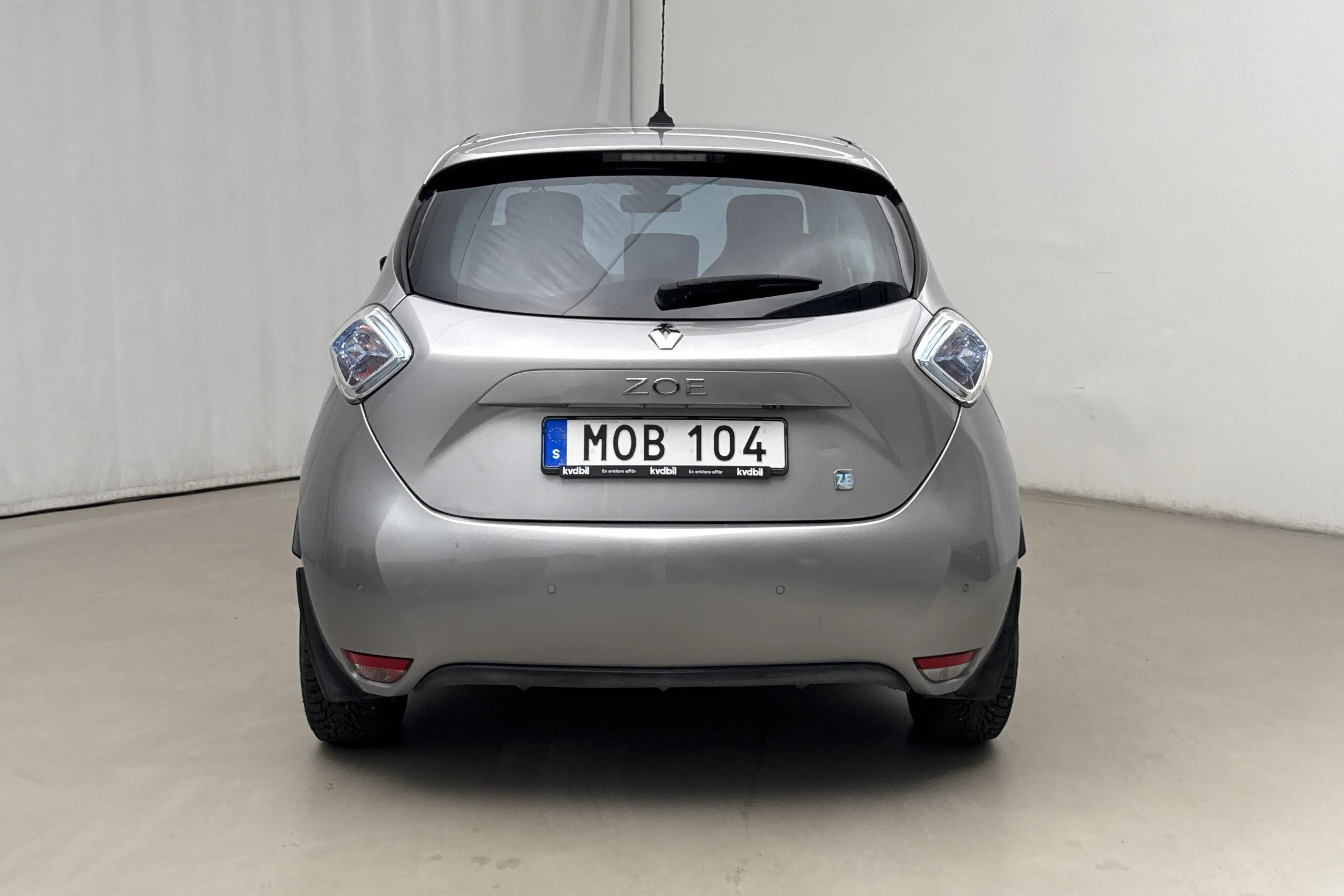 Presentationsfoto 2 av 19: Renault Zoe 22kWh R88 (88hk) - 11 133 mil - Automat - grå - 2016