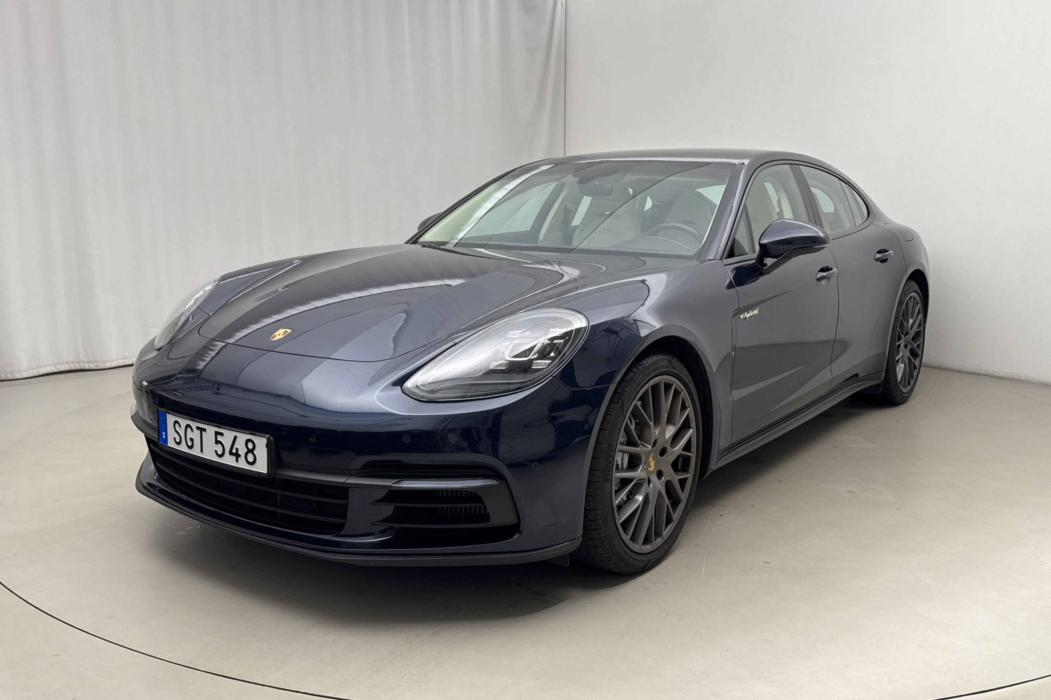 Presentation photo 1 of 22: Porsche Panamera 4 E-hybrid (462hk) - 82 360 km - Automatic - blue - 2018